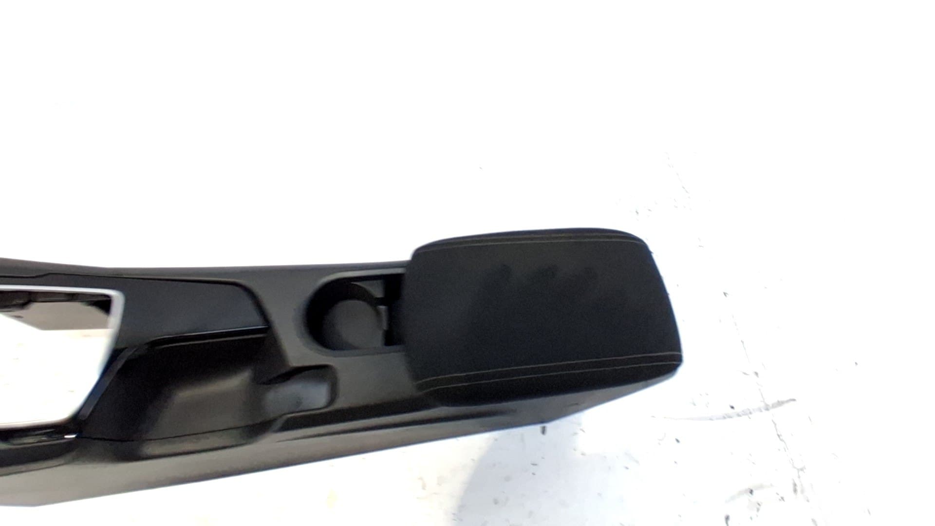 Consola central PEUGEOT 308 4