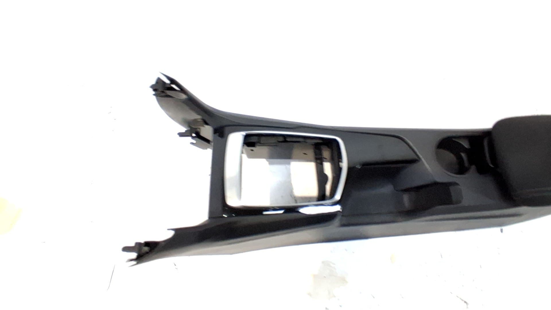 Consola central PEUGEOT 308 3