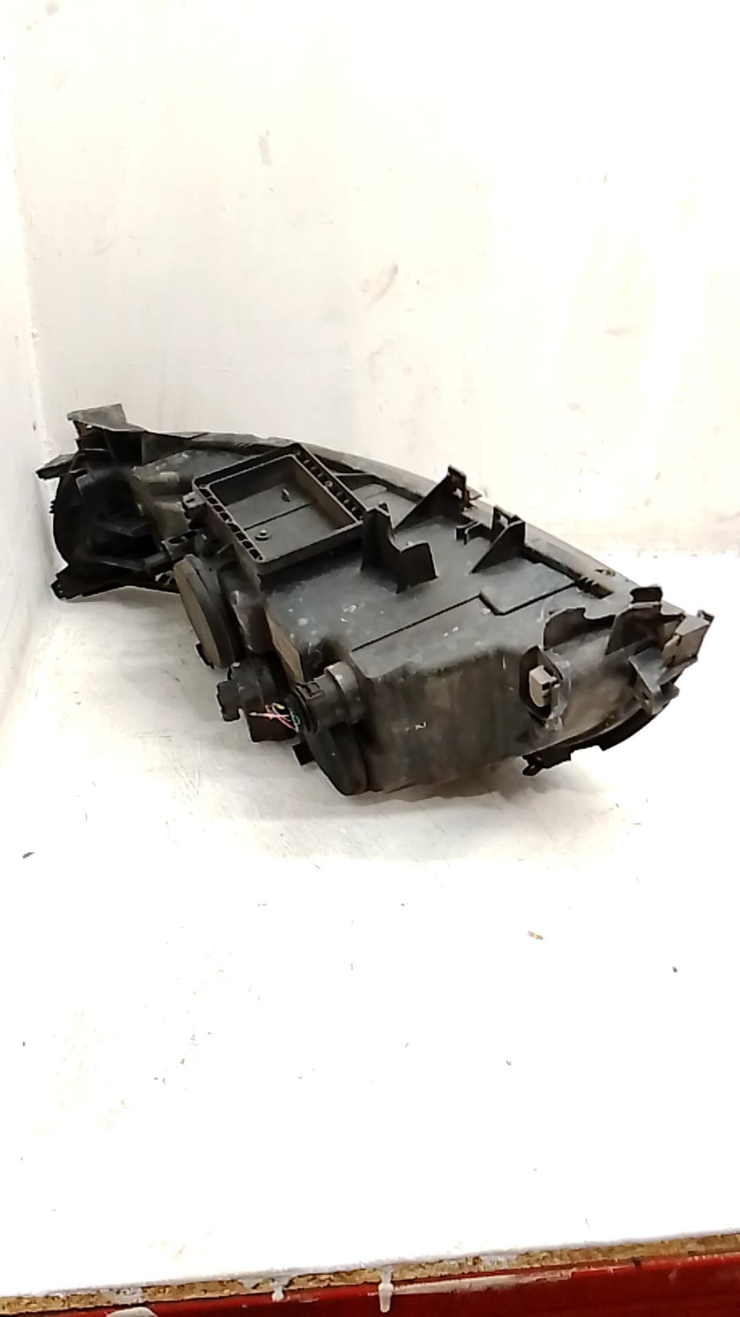 Faro izquierdo VOLVO S60 BERLINA 3