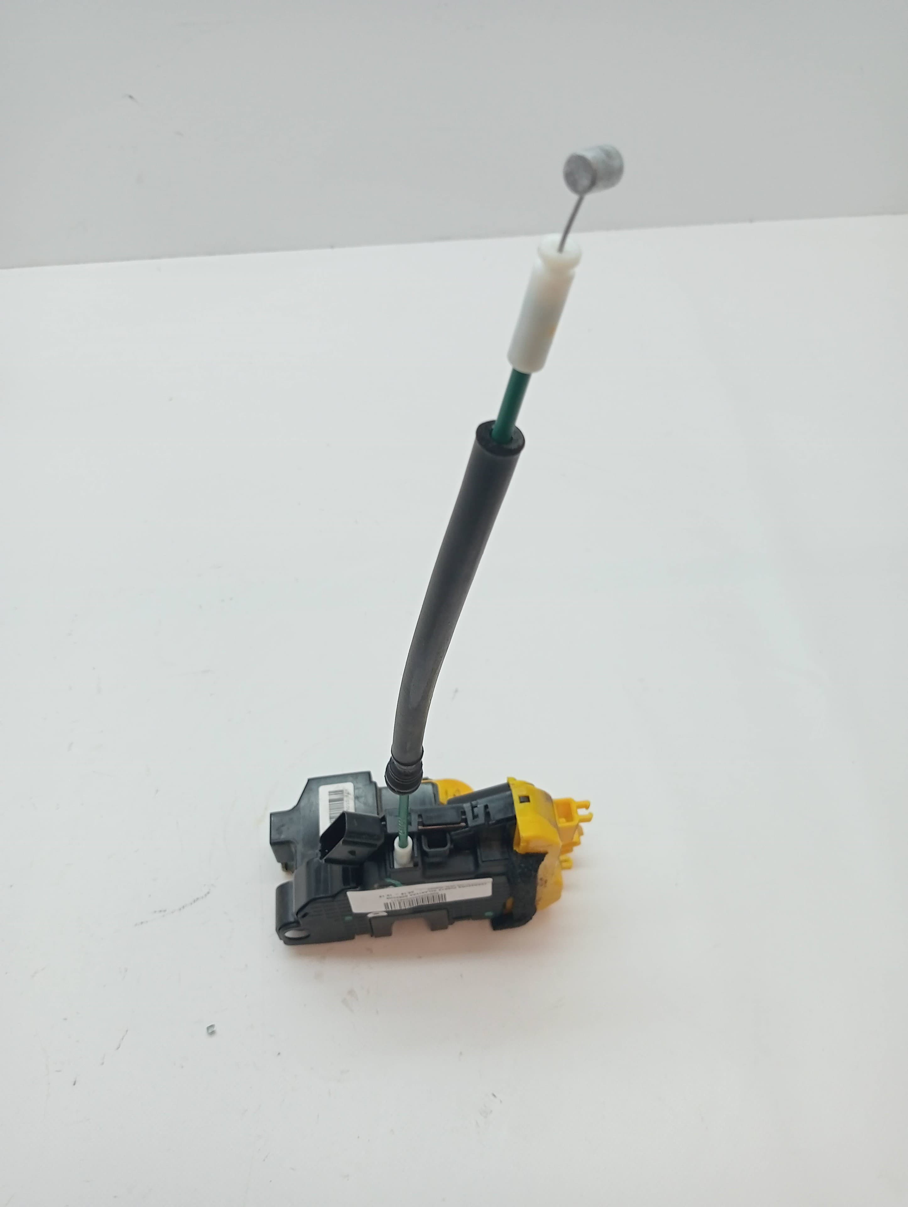 Cerradura puerta delantera derecha HYUNDAI I30 (GD)