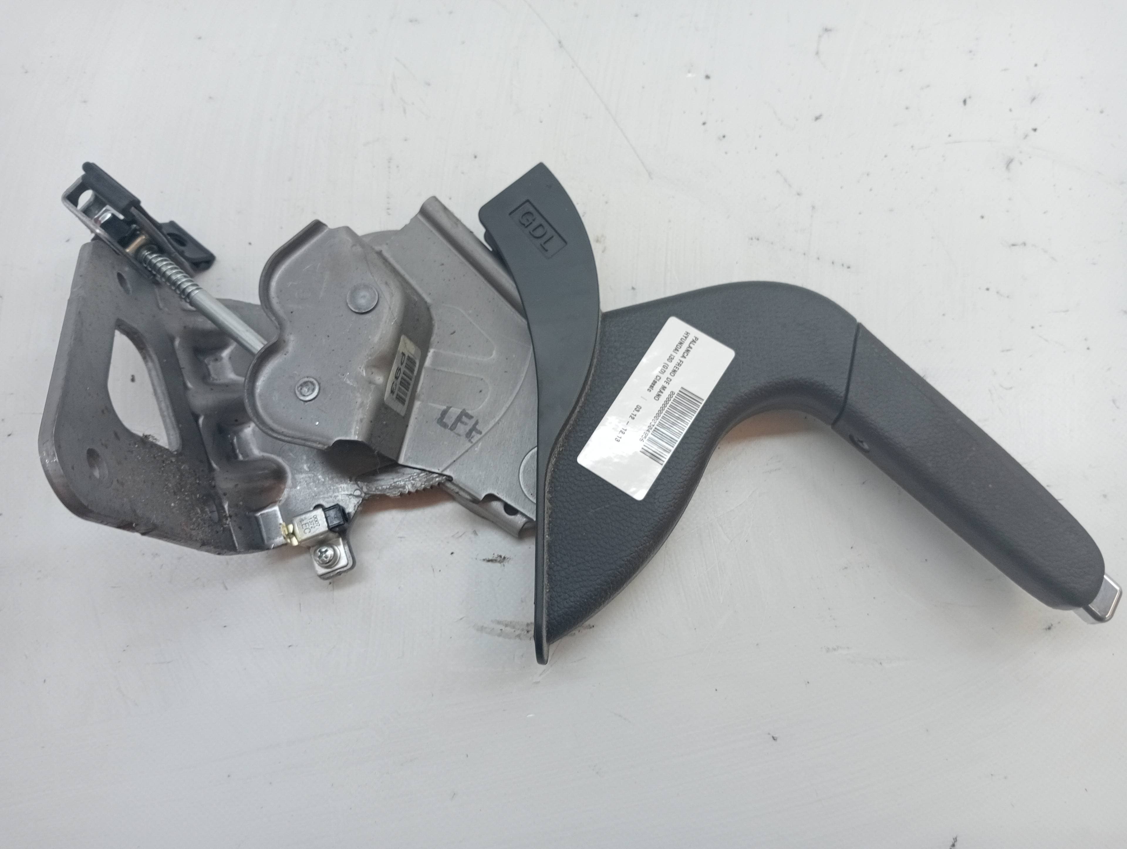 Palanca freno de mano HYUNDAI I30 (GD)