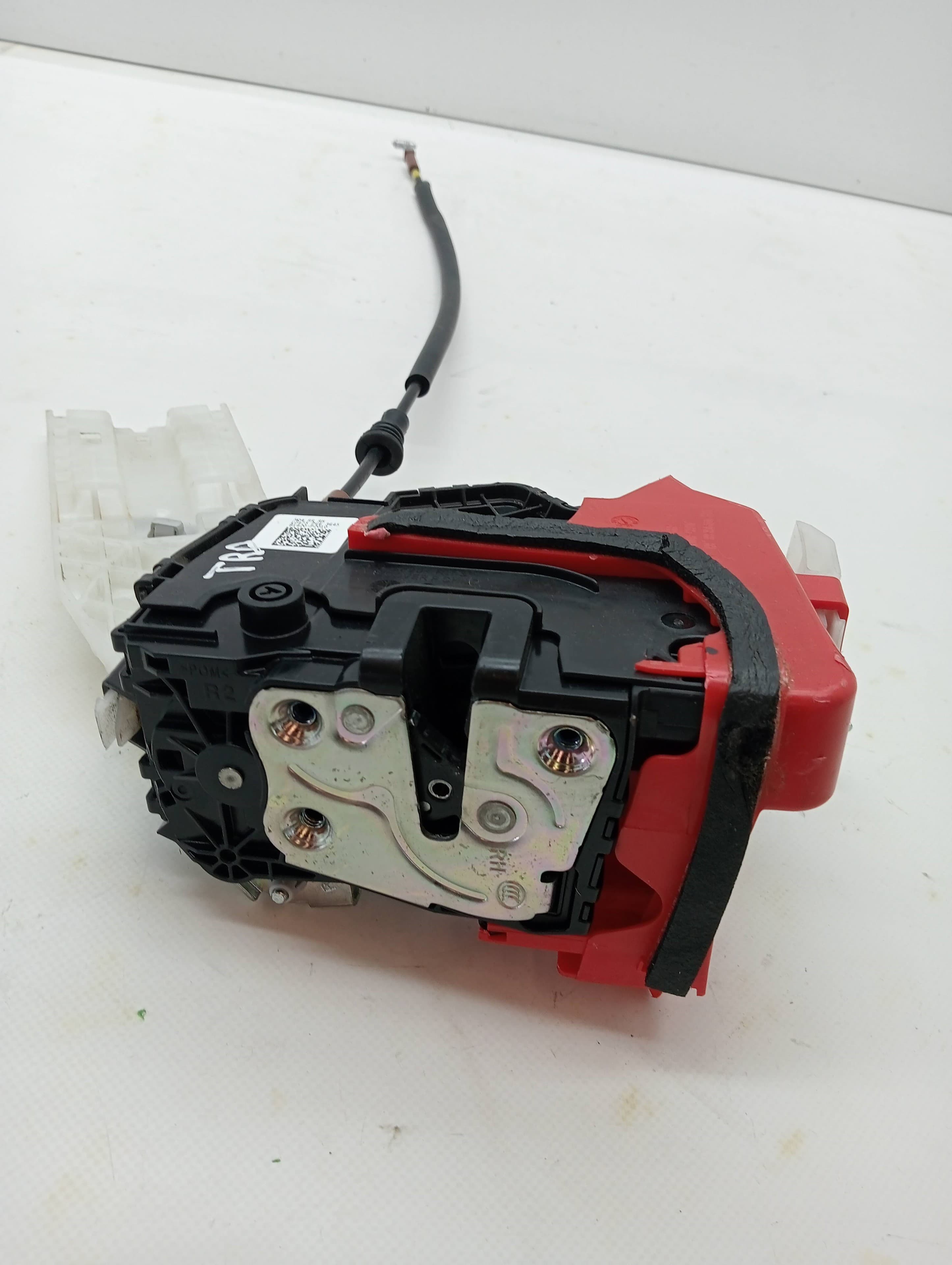 Cerradura puerta trasera derecha KIA SORENTO () 2