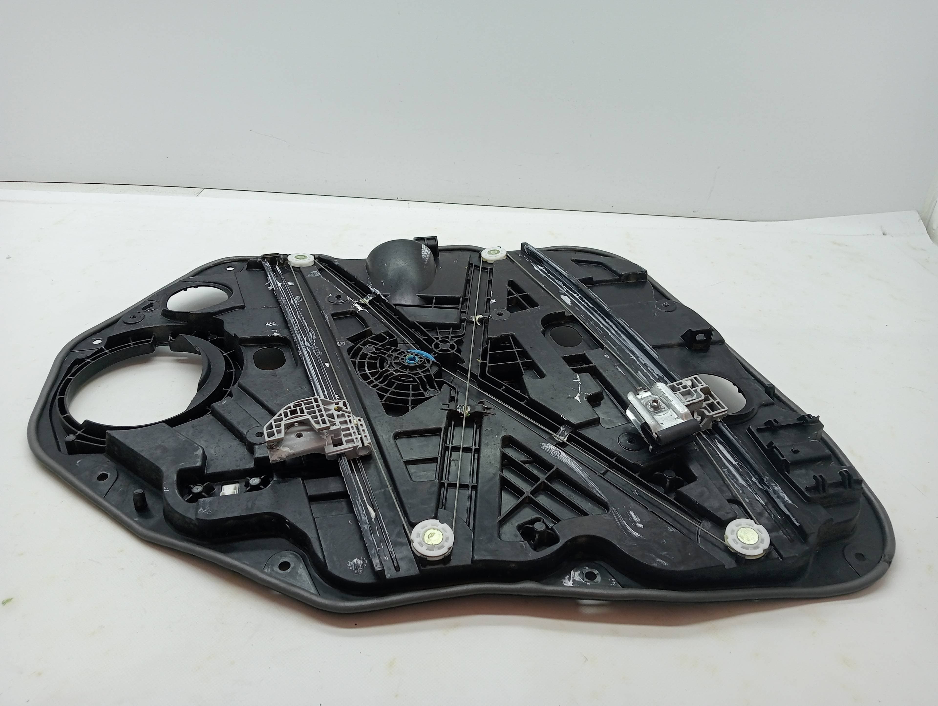 Elevalunas delantero derecho KIA SORENTO () 2
