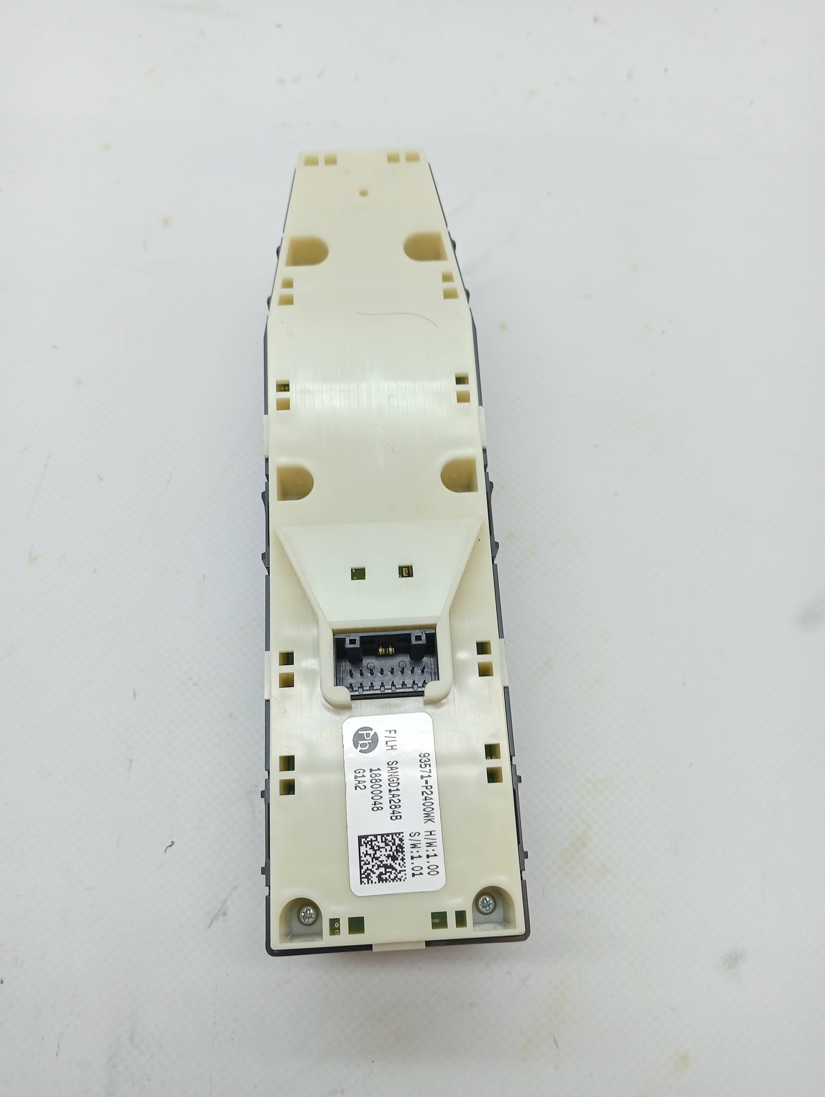 Mando elevalunas delantero izquierdo KIA SORENTO () 3