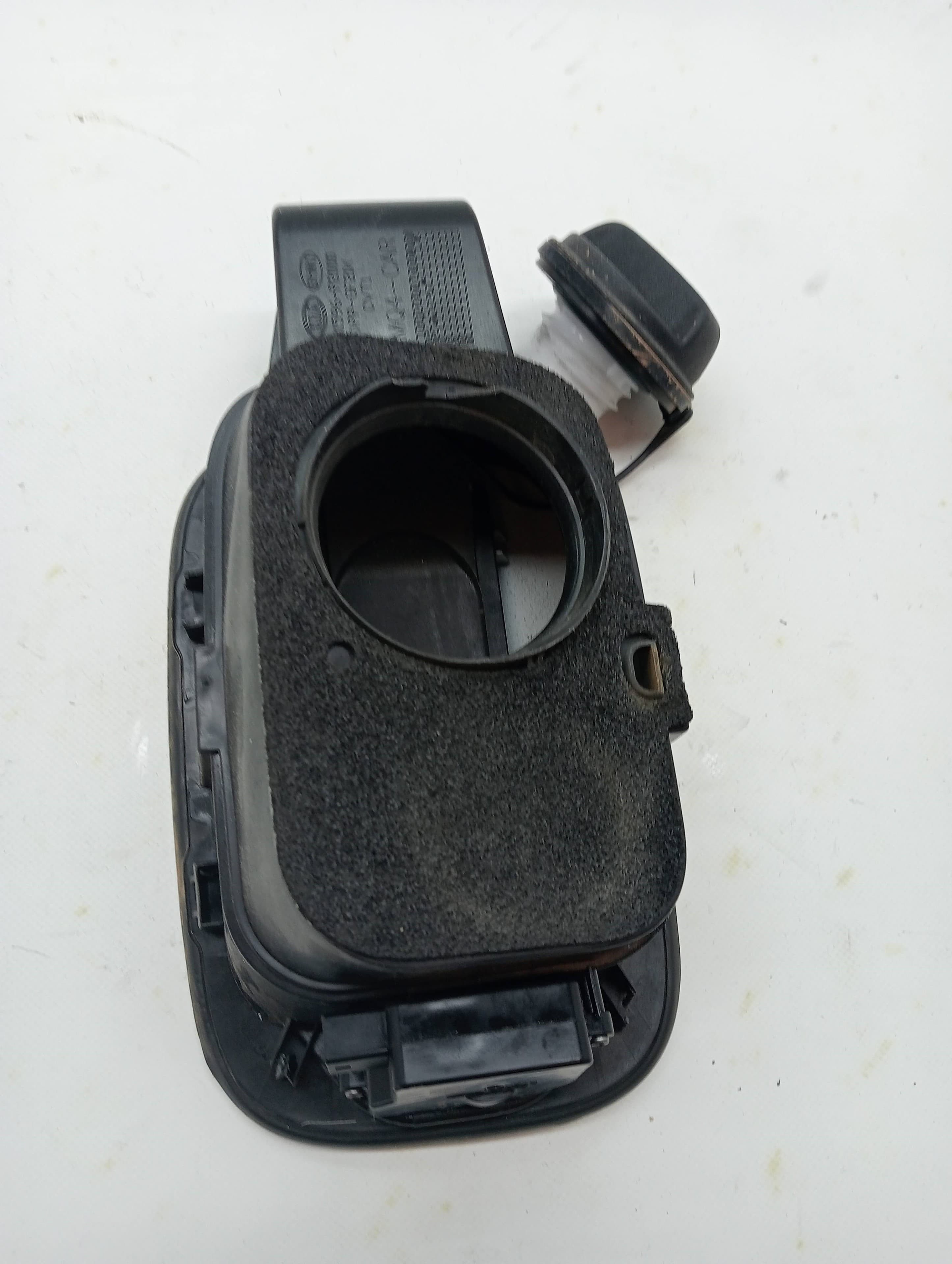 Tapa exterior combustible KIA SORENTO () 2