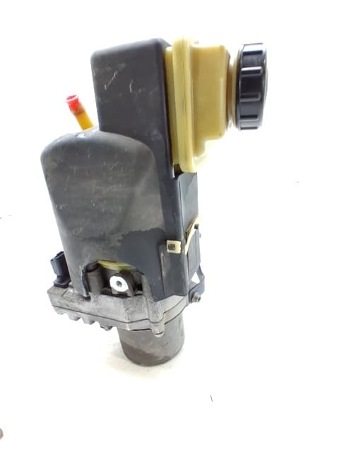 Bomba direccion RENAULT LAGUNA III