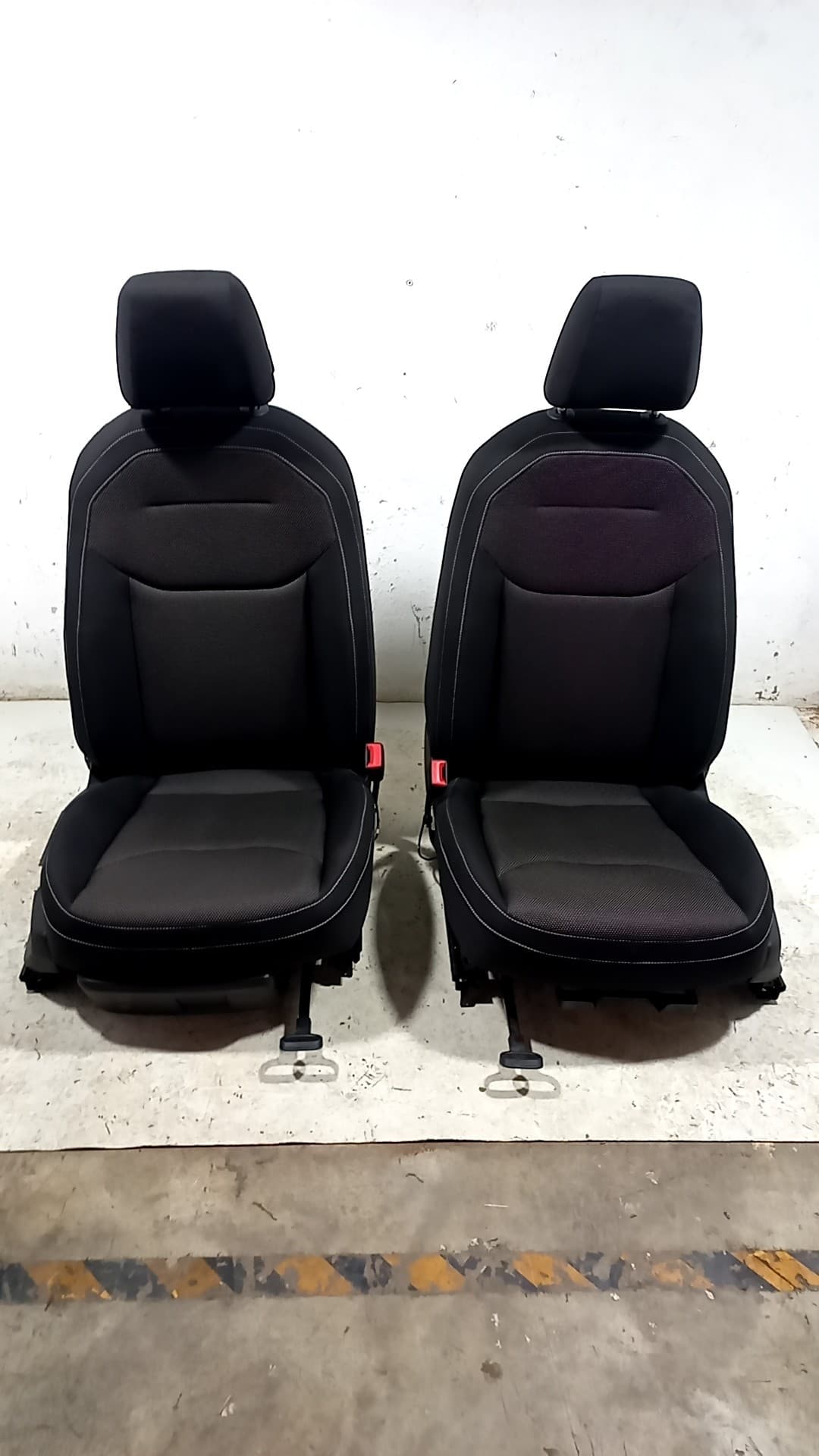 Juego asientos completo SEAT ARONA