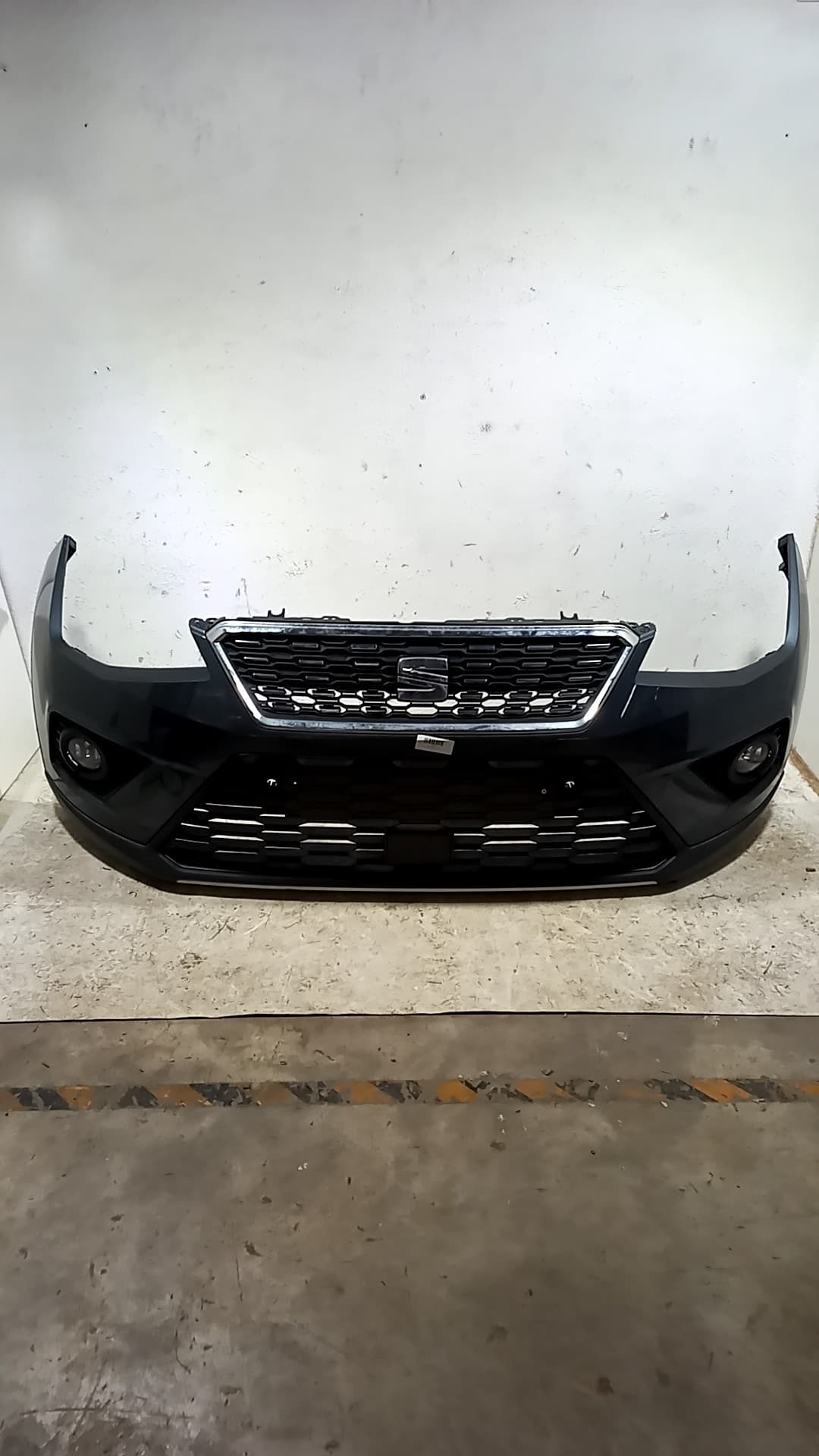 Paragolpes delantero SEAT ARONA