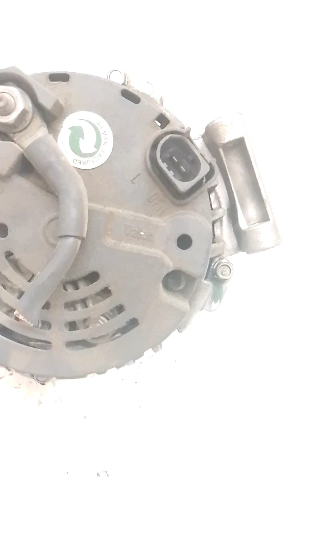 Alternador AUDI A4 BERLINA (8E) 2