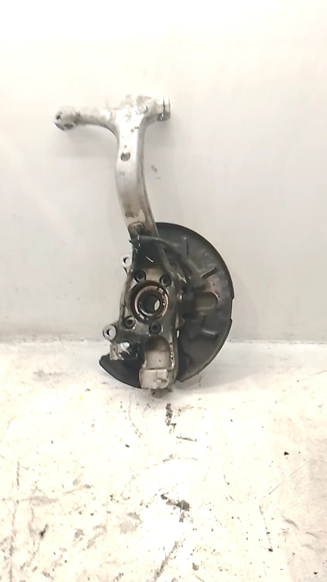 Mangueta delantera izquierda AUDI A4 BERLINA (8E)