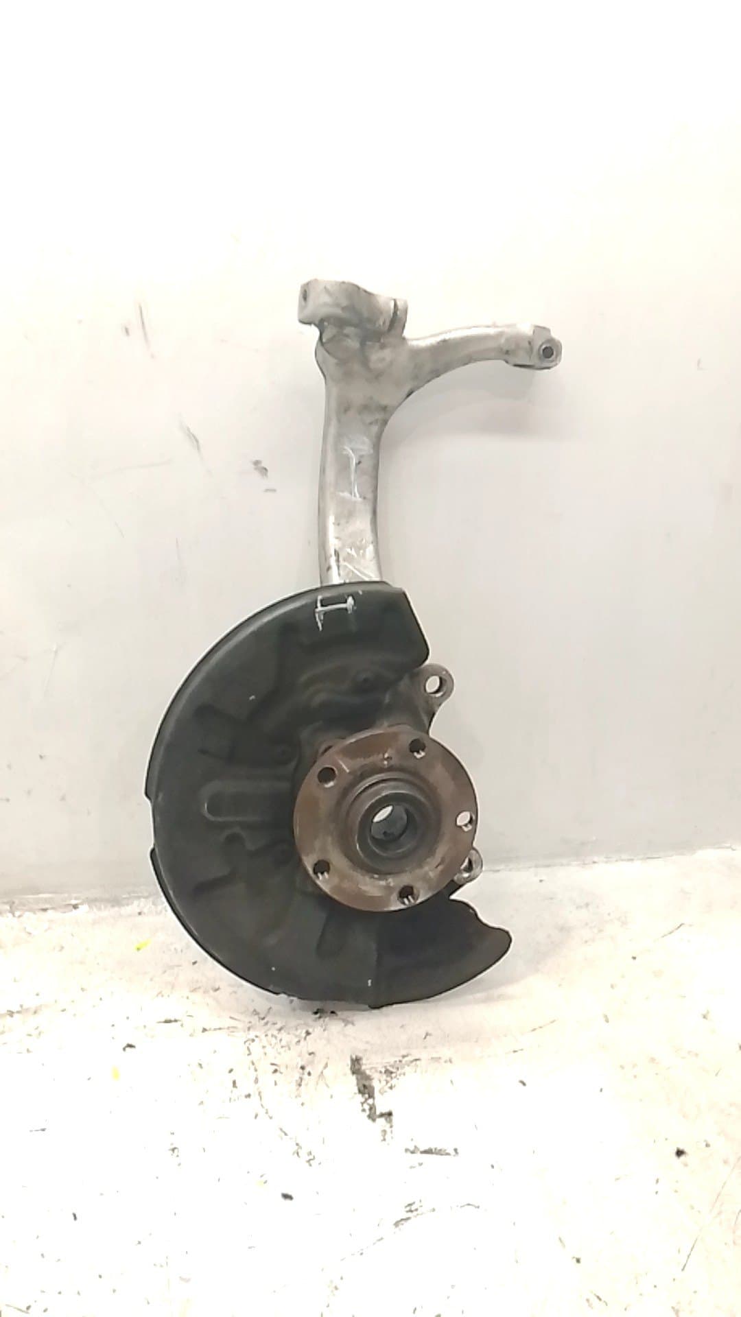 Mangueta delantera izquierda AUDI A4 BERLINA (8E) 2
