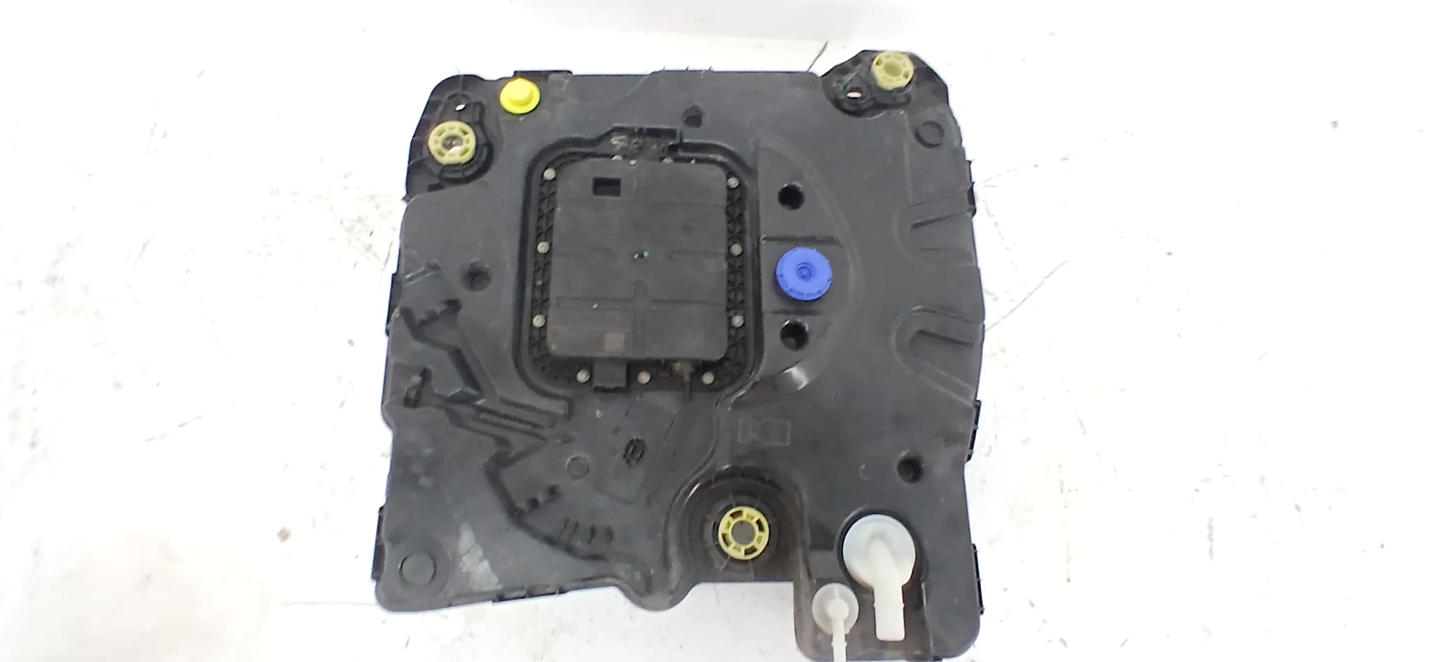Deposito adblue OPEL CROSSLAND X
