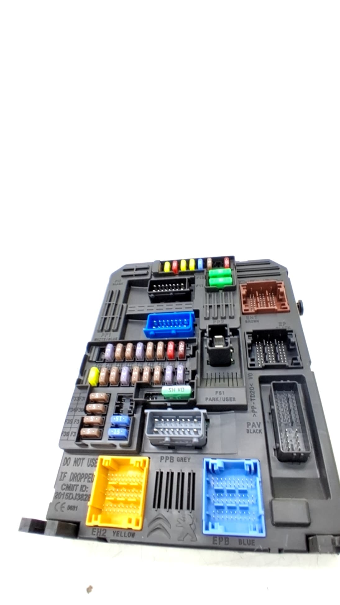 Caja reles / fusibles OPEL CROSSLAND X