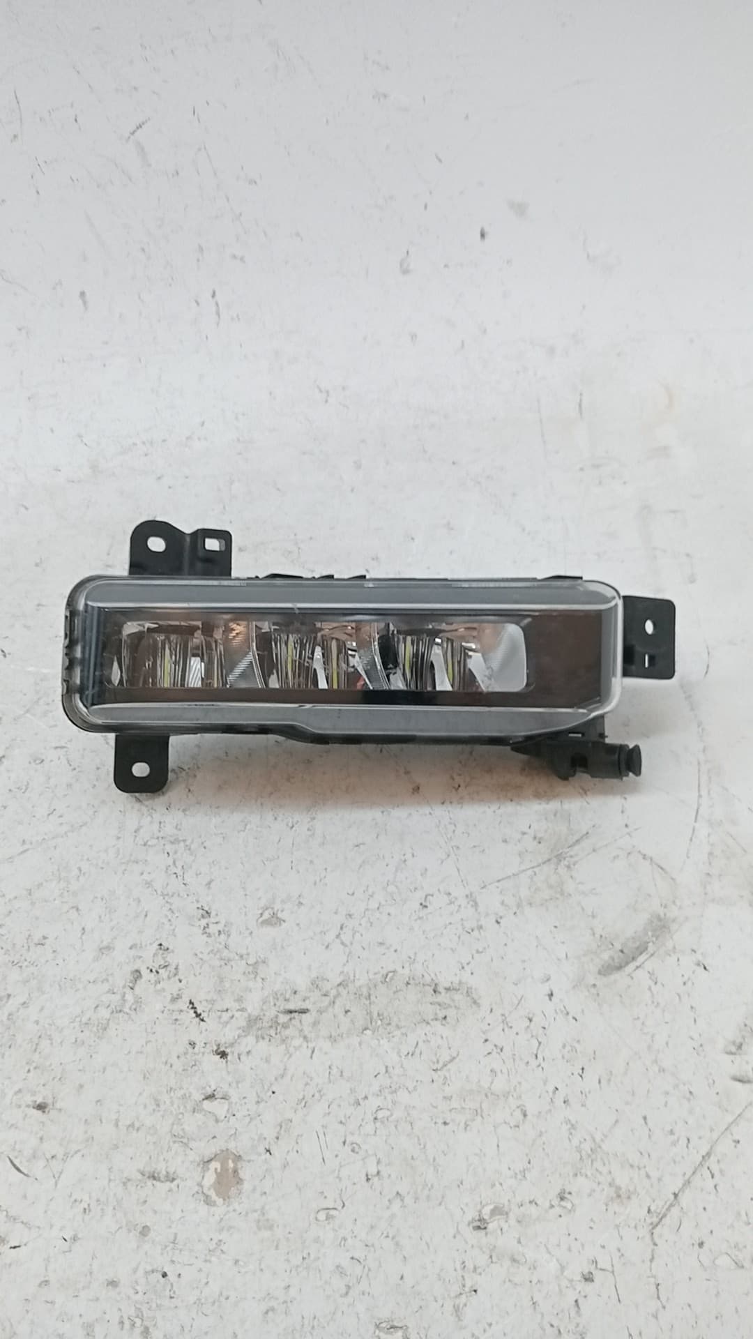 Faro antiniebla derecho BMW SERIE 1 LIM
