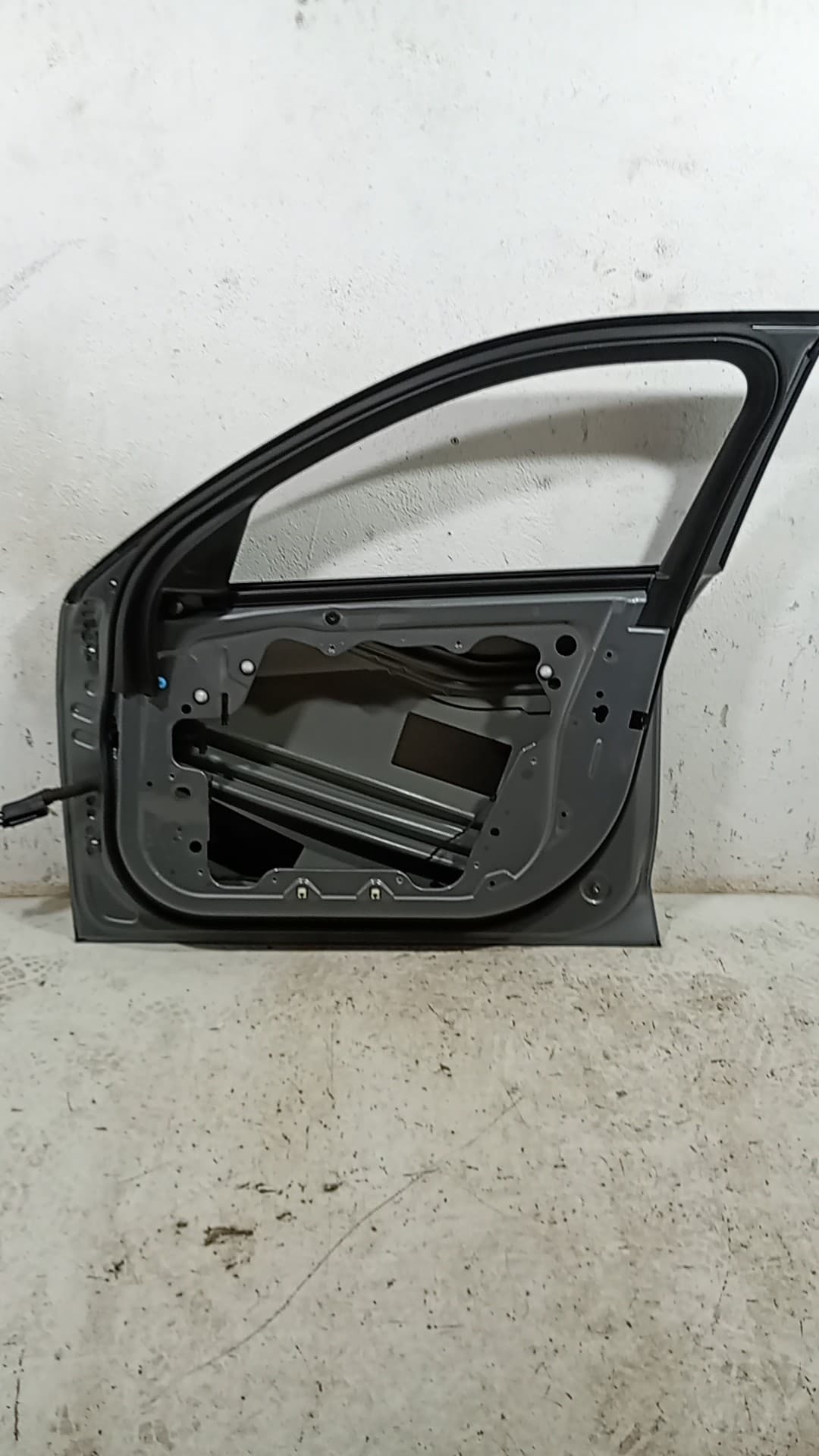 Puerta delantera derecha BMW SERIE 1 LIM