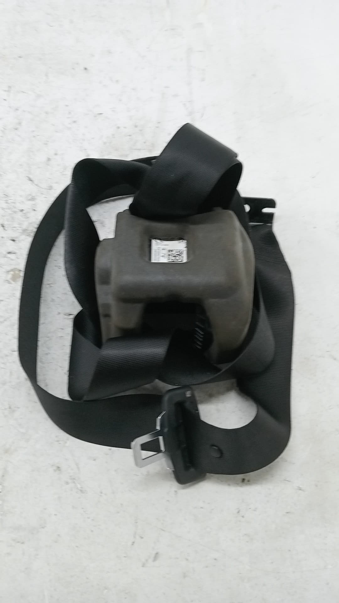 Cinturon seguridad trasero derecho BMW SERIE 1 LIM