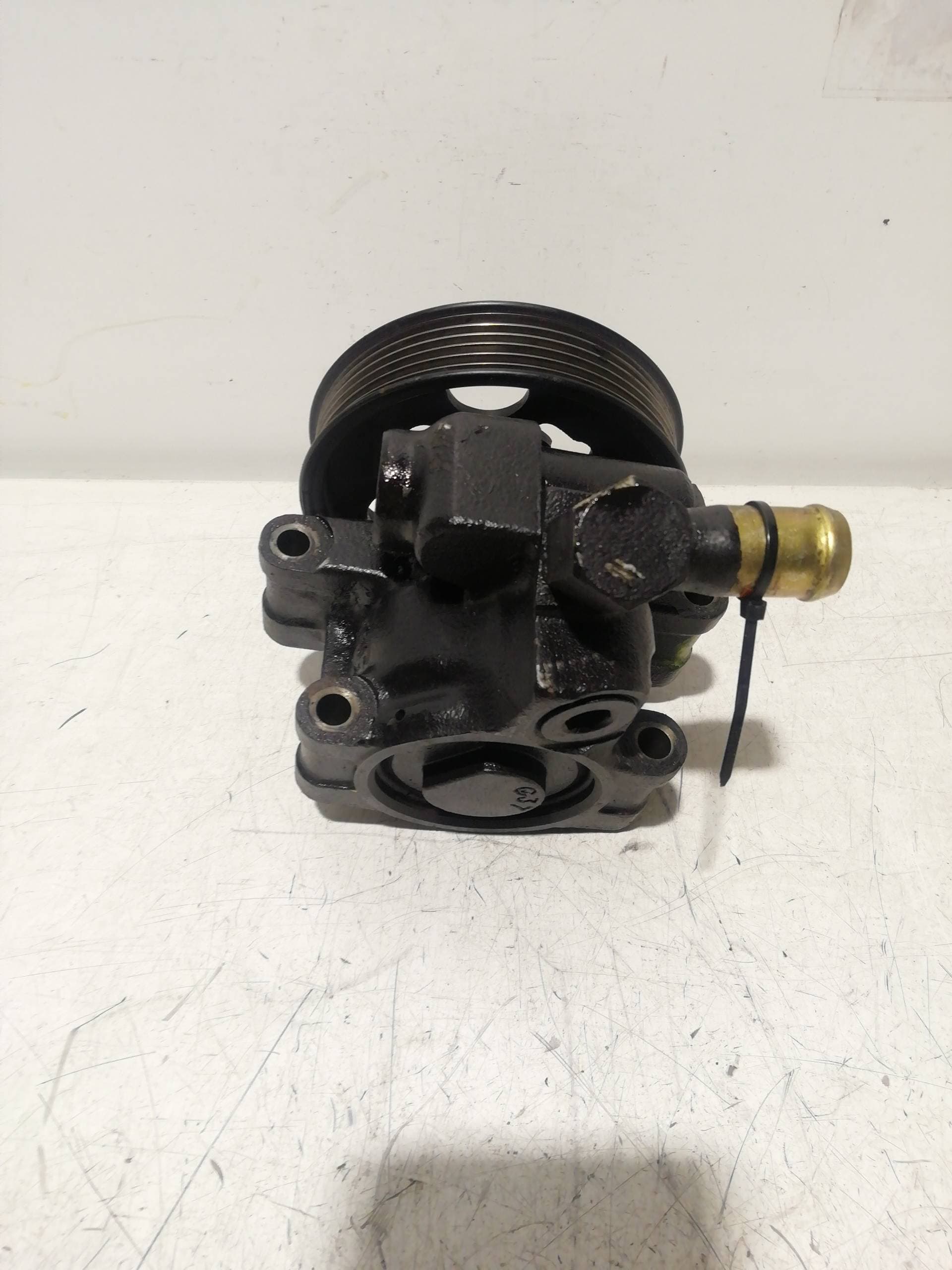 Bomba direccion FORD KA (CCQ) 4