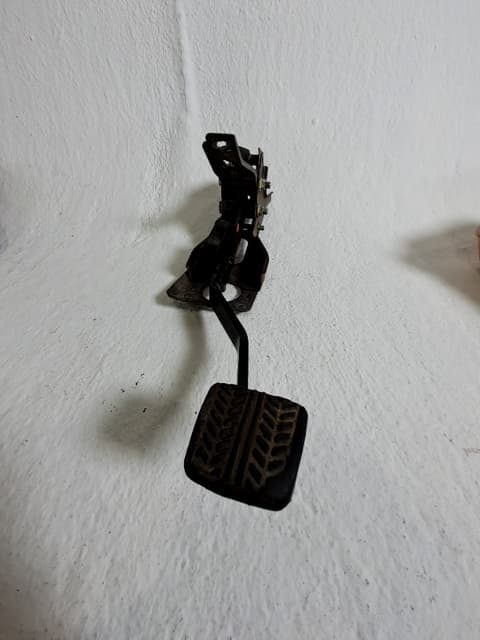 Pedal freno FORD RANGER (TKE) 3