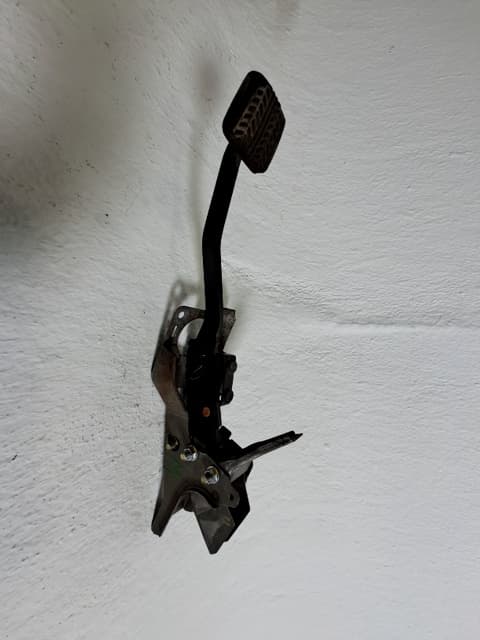Pedal freno FORD RANGER (TKE) 2