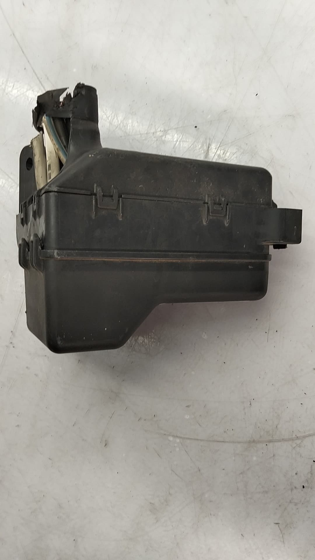 Caja reles / fusibles OPEL ASTRA H BER. 2