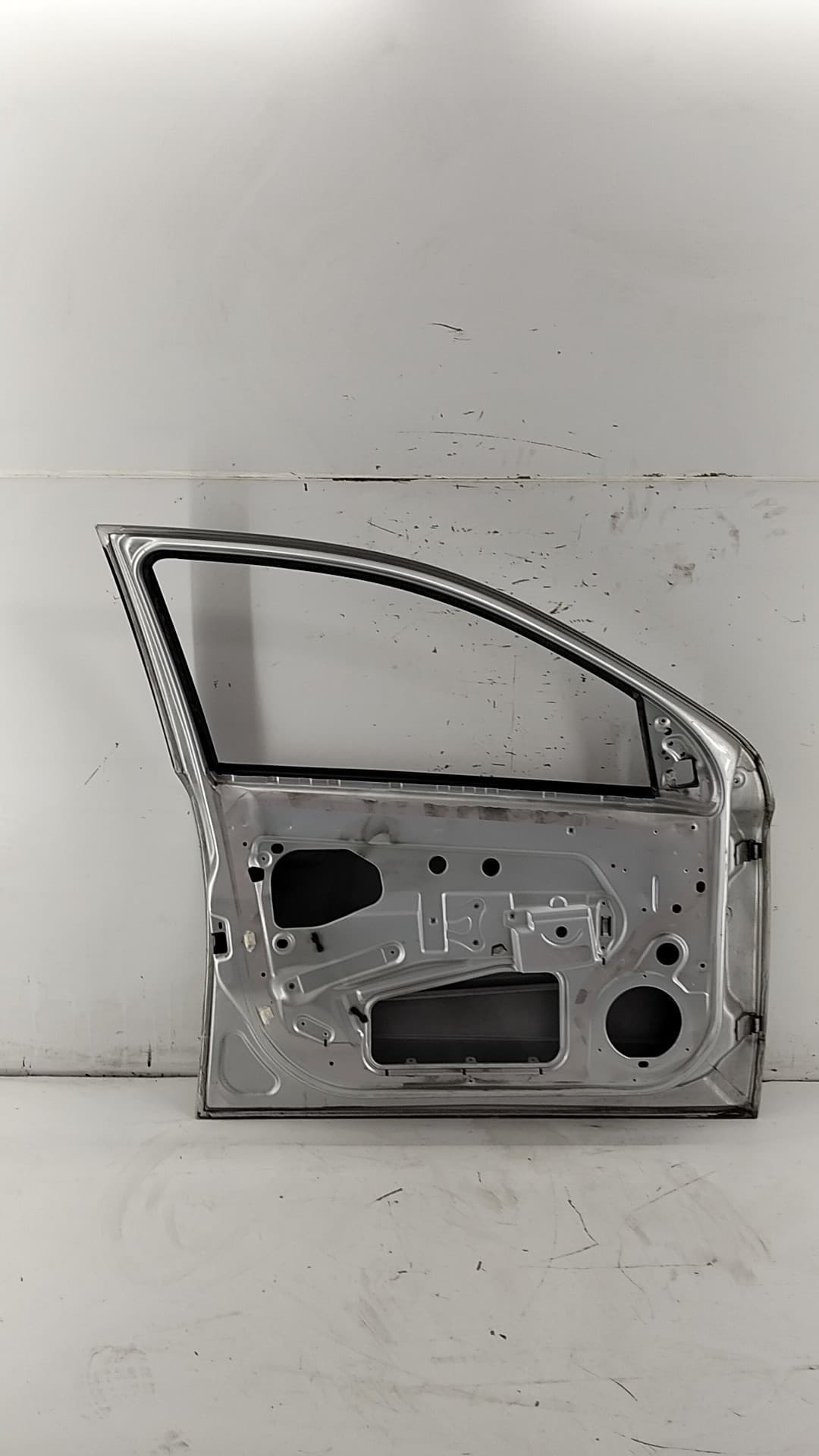 Puerta delantera izquierda OPEL ASTRA H BER. 2