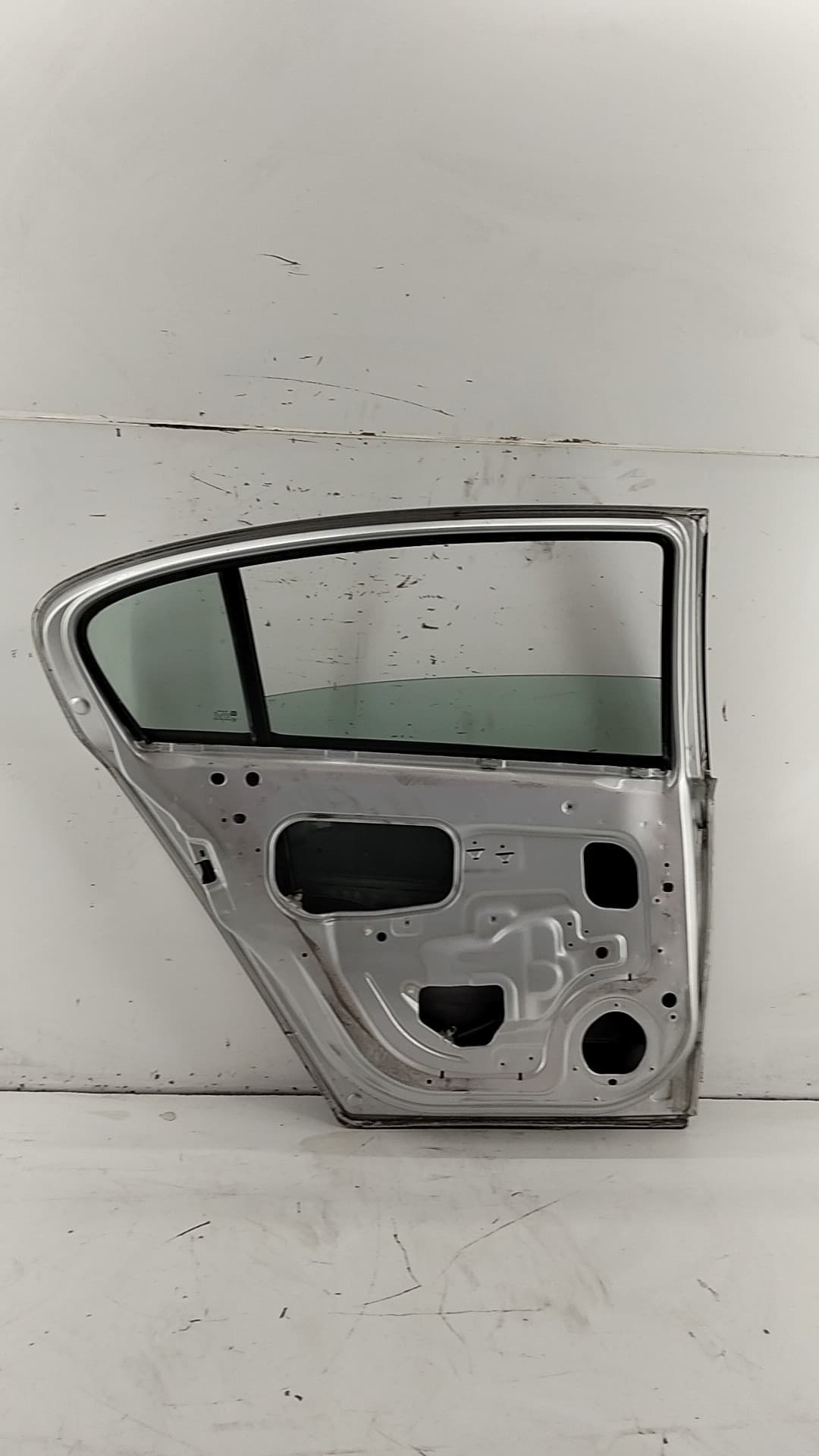 Puerta trasera izquierda OPEL ASTRA H BER. 2