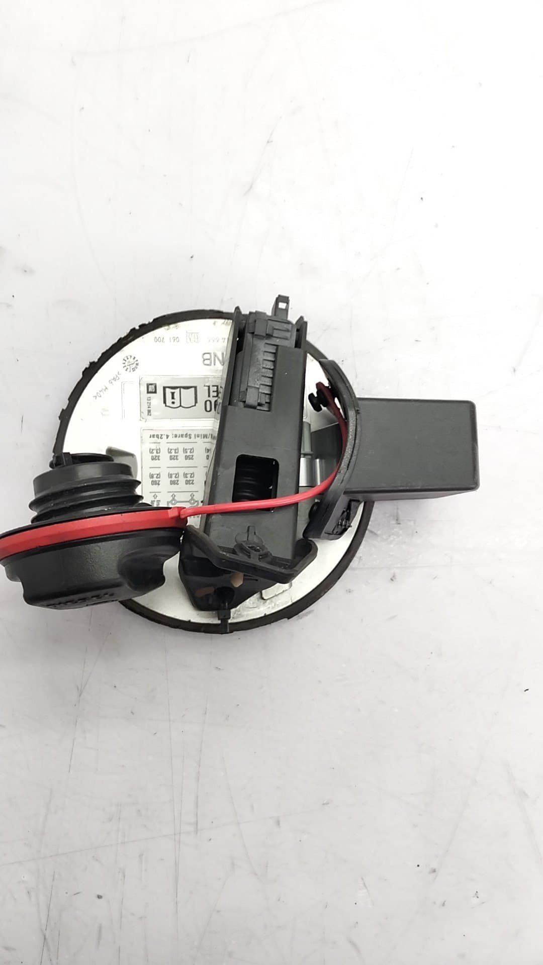 Tapa exterior combustible OPEL ASTRA H BER. 2