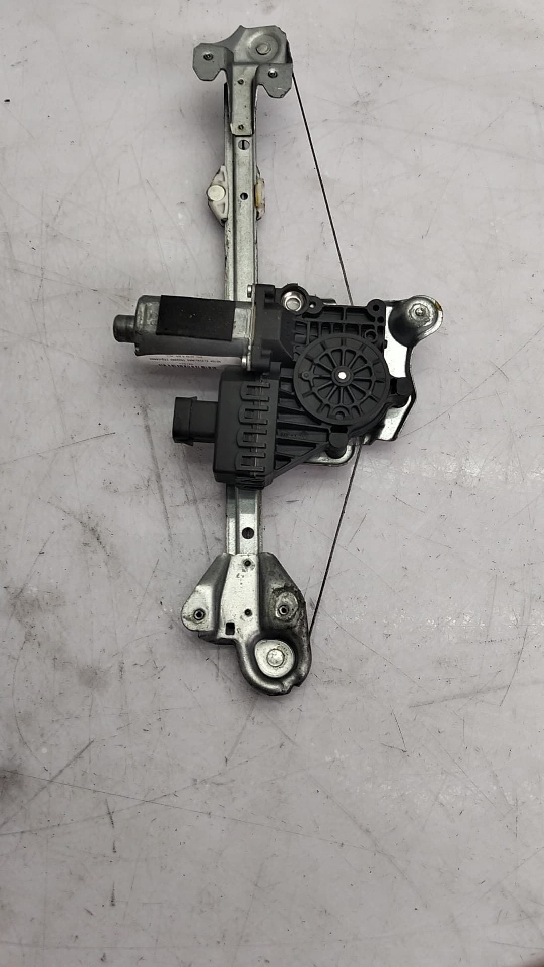 Motor elevalunas trasero izquierdo OPEL ASTRA H BER.