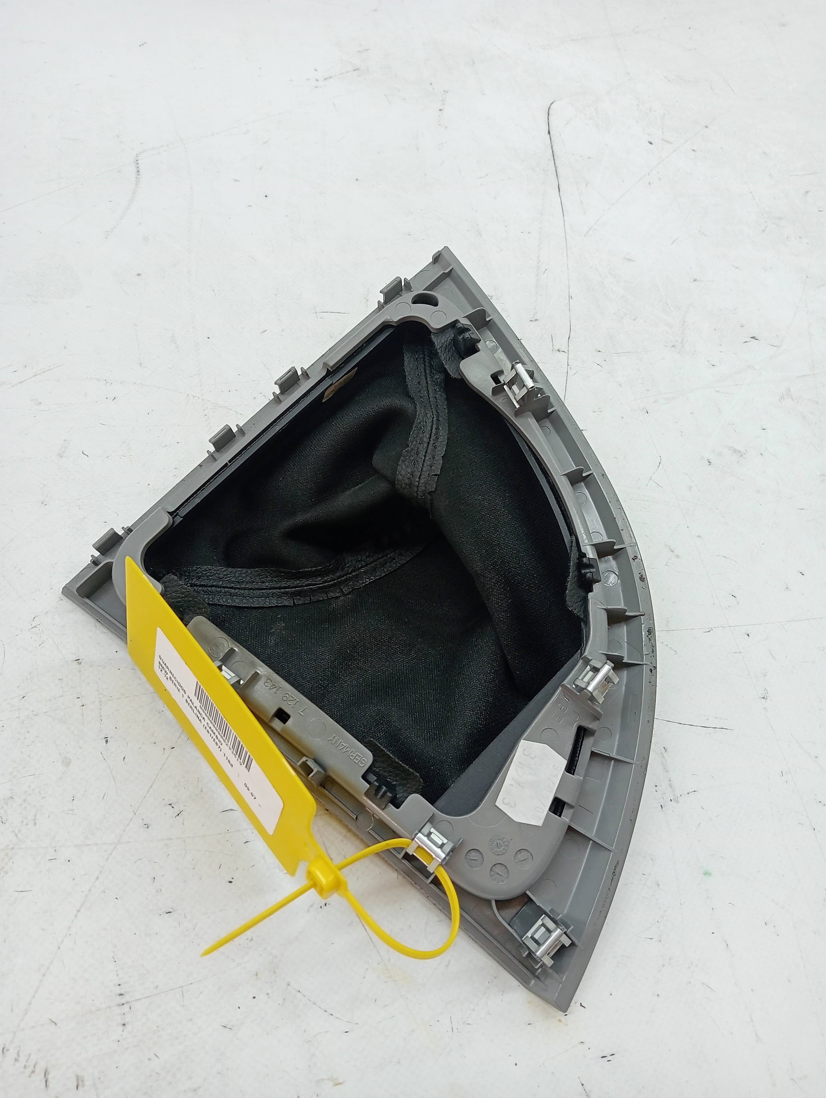 Guarnecidos palanca cambio BMW SERIE 1 BERLINA (E81/E87) 2