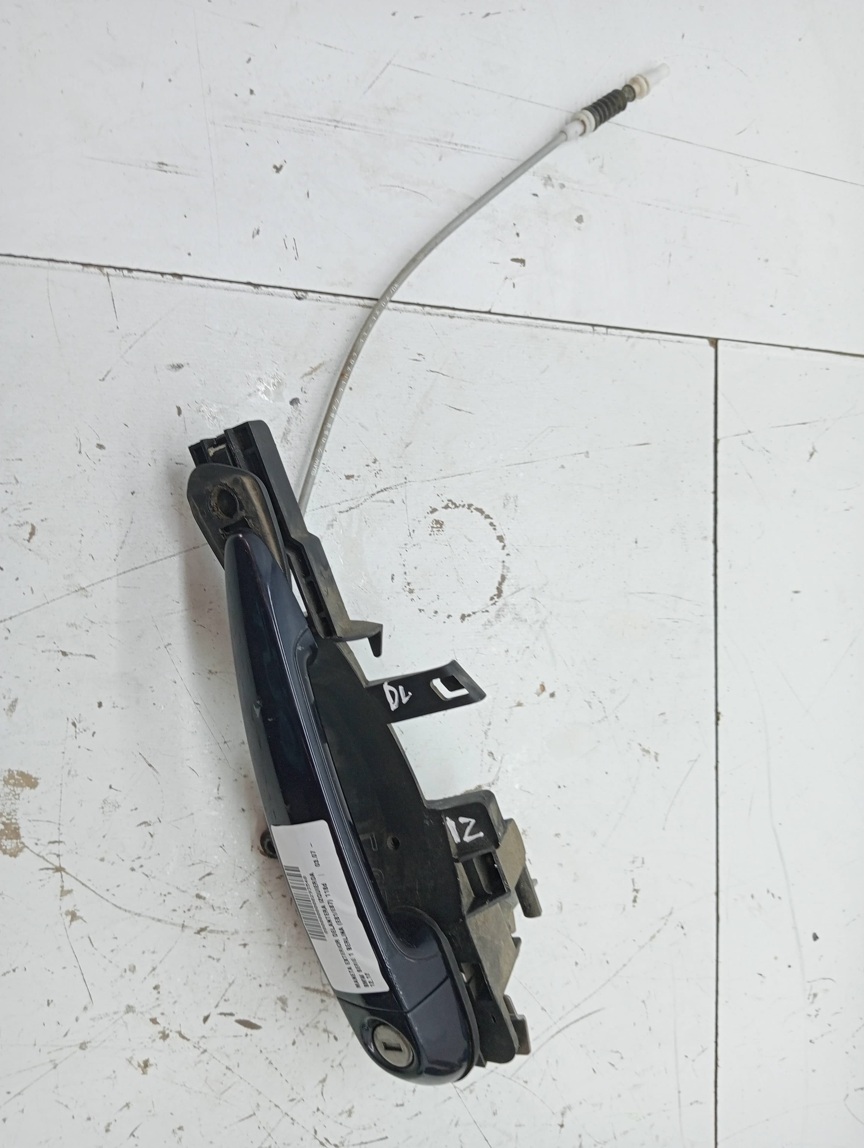Maneta exterior delantera izquierda BMW SERIE 1 BERLINA (E81/E87)
