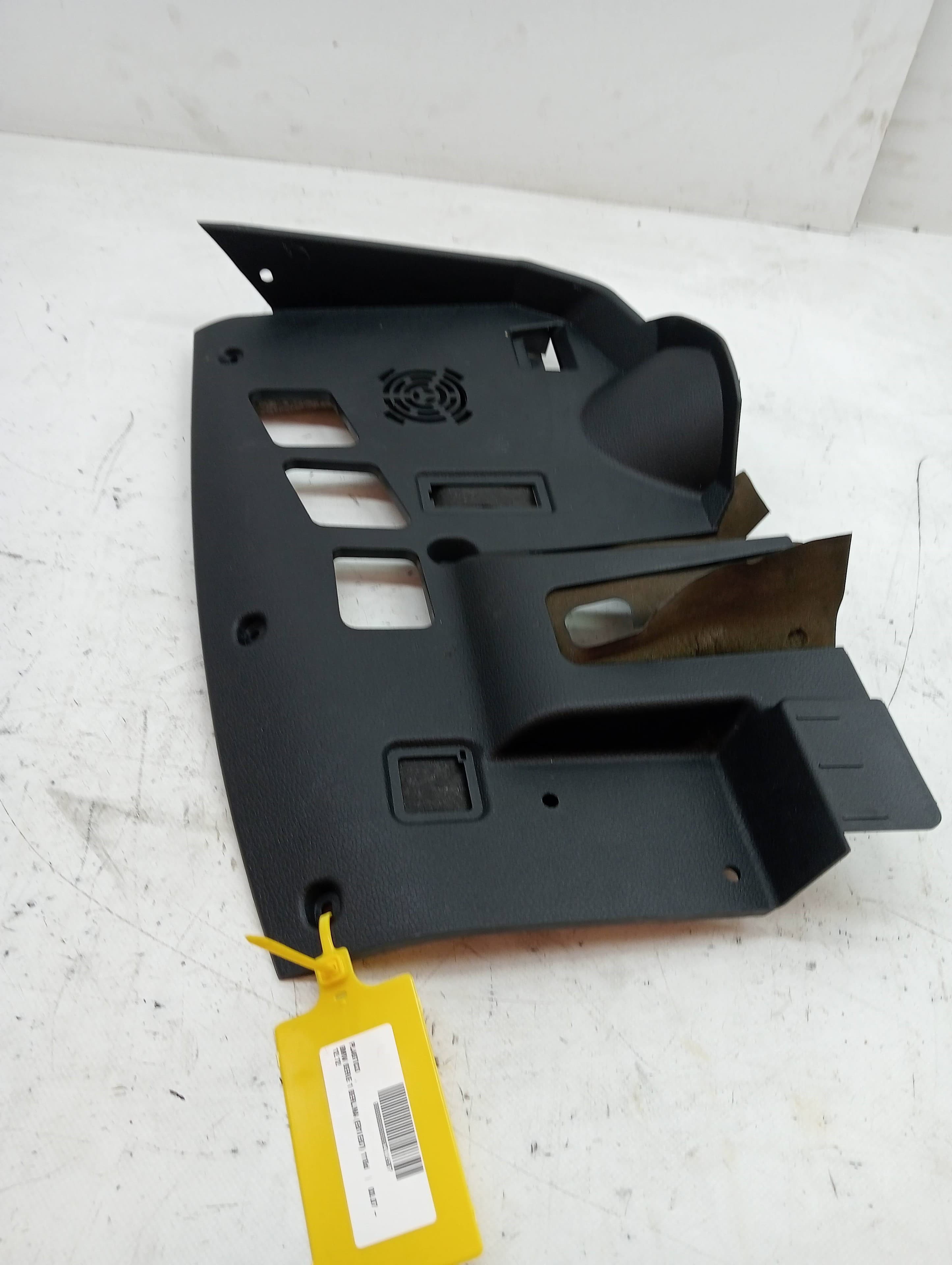 Plastico BMW SERIE 1 BERLINA (E81/E87)
