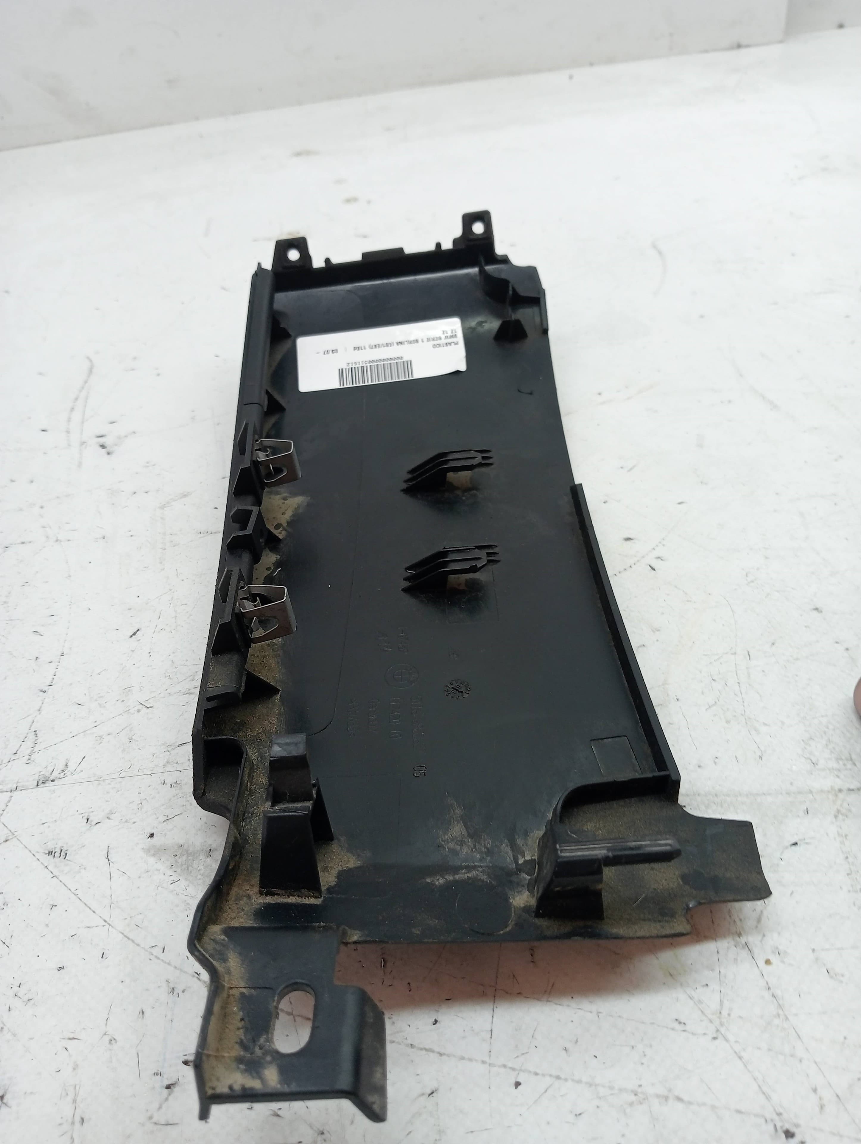 Plastico BMW SERIE 1 BERLINA (E81/E87) 2