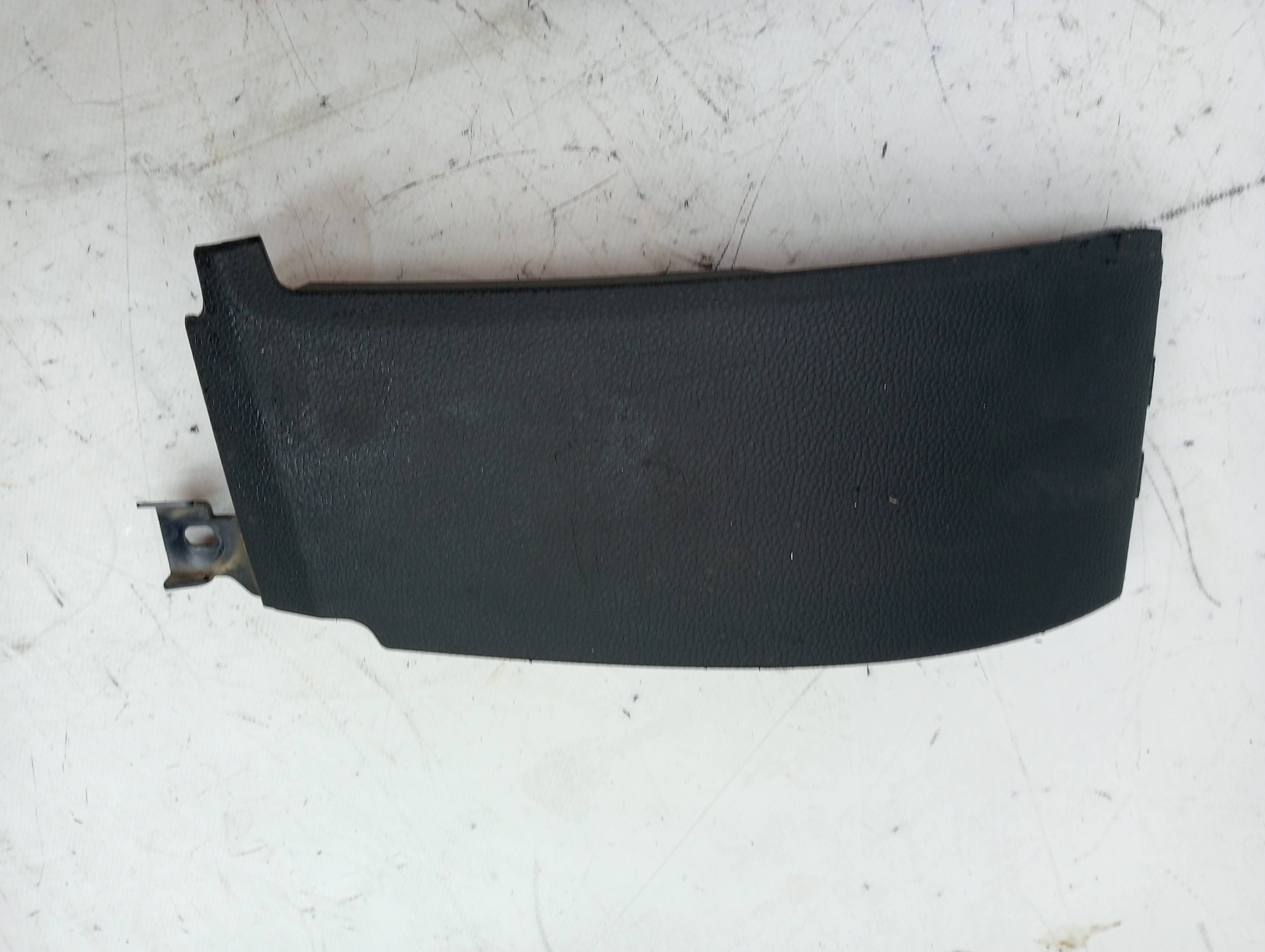 Plastico BMW SERIE 1 BERLINA (E81/E87)