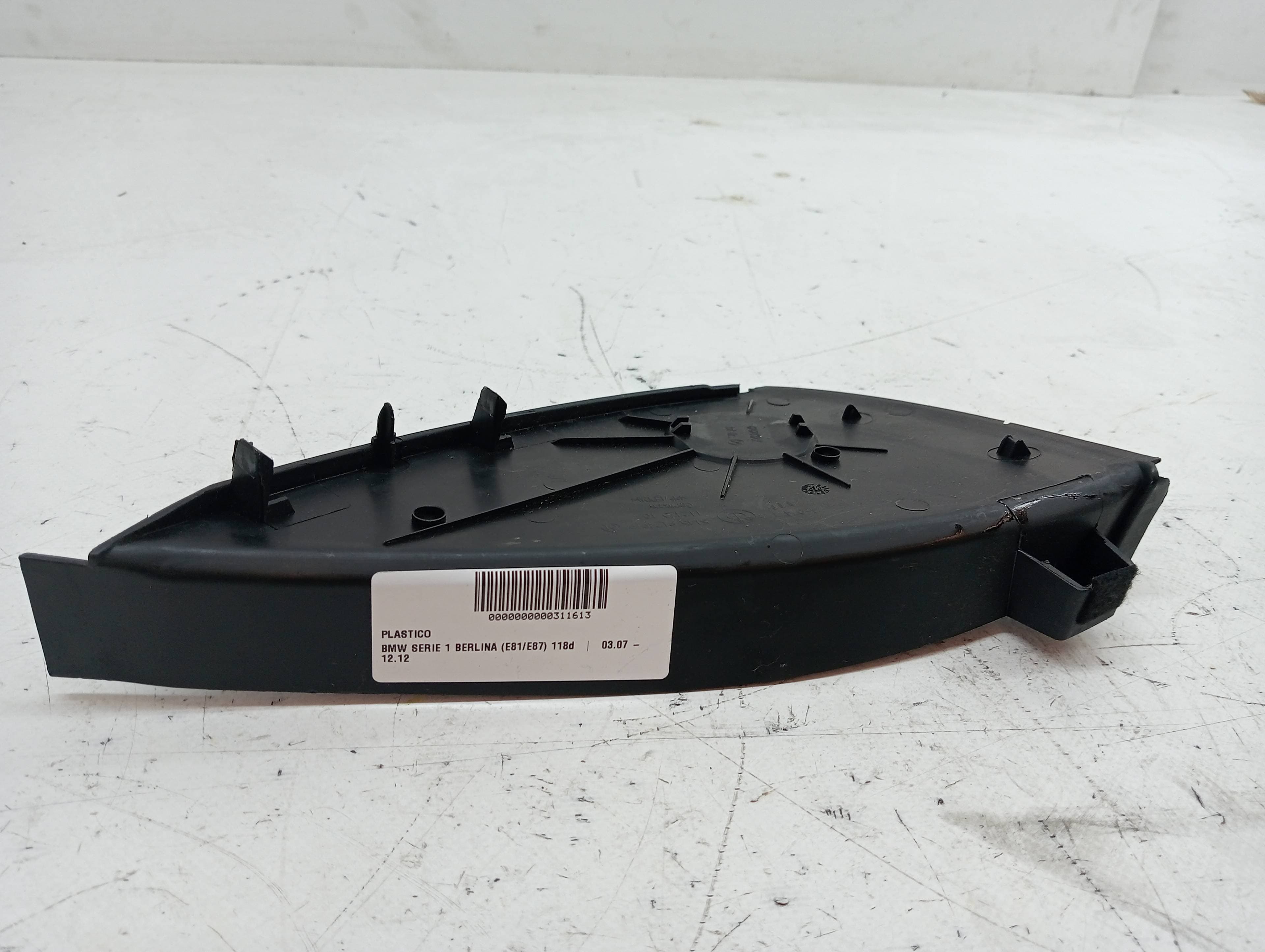 Plastico BMW SERIE 1 BERLINA (E81/E87)