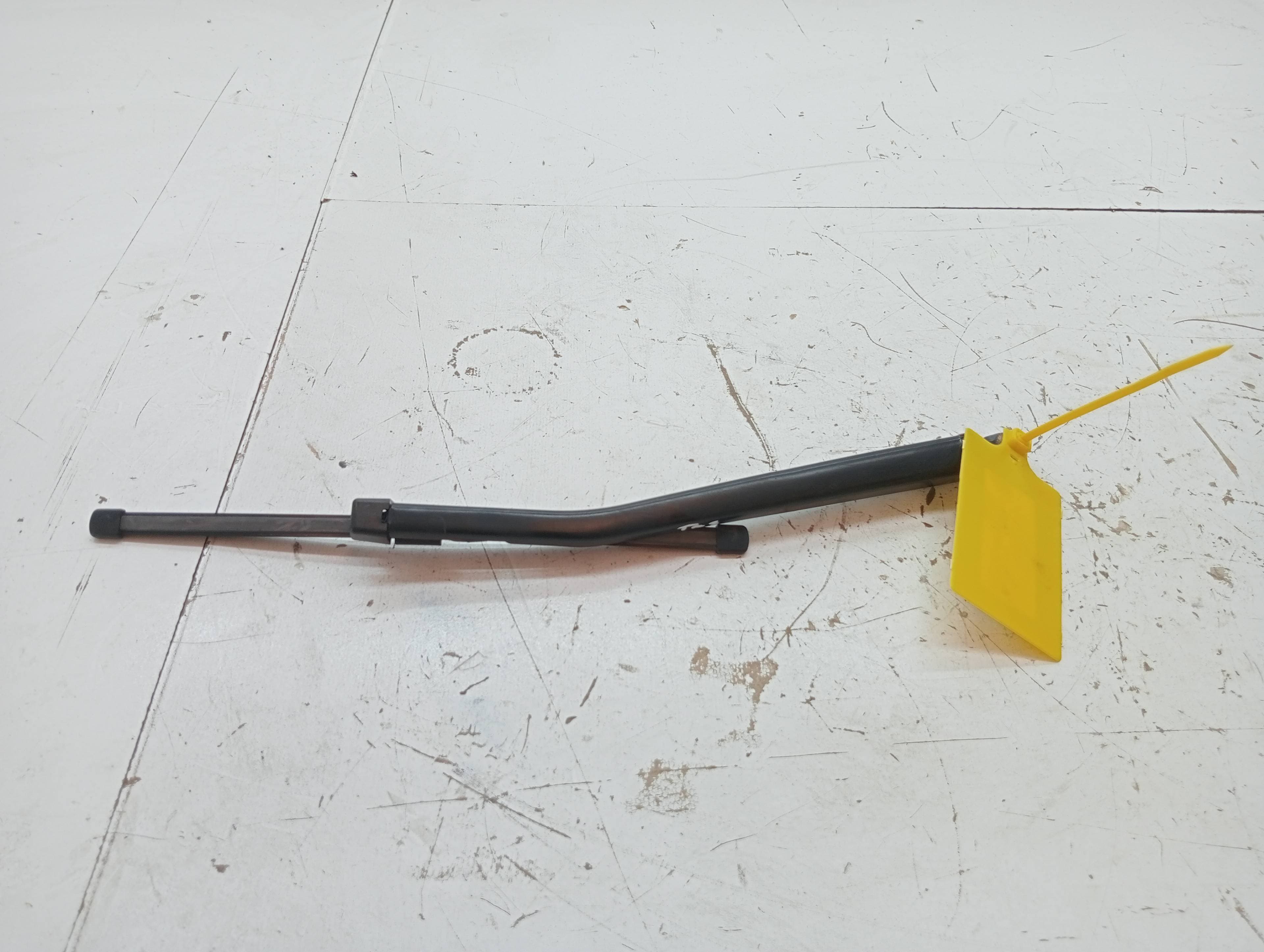 Brazo limpia trasero BMW SERIE 1 BERLINA (E81/E87) 2