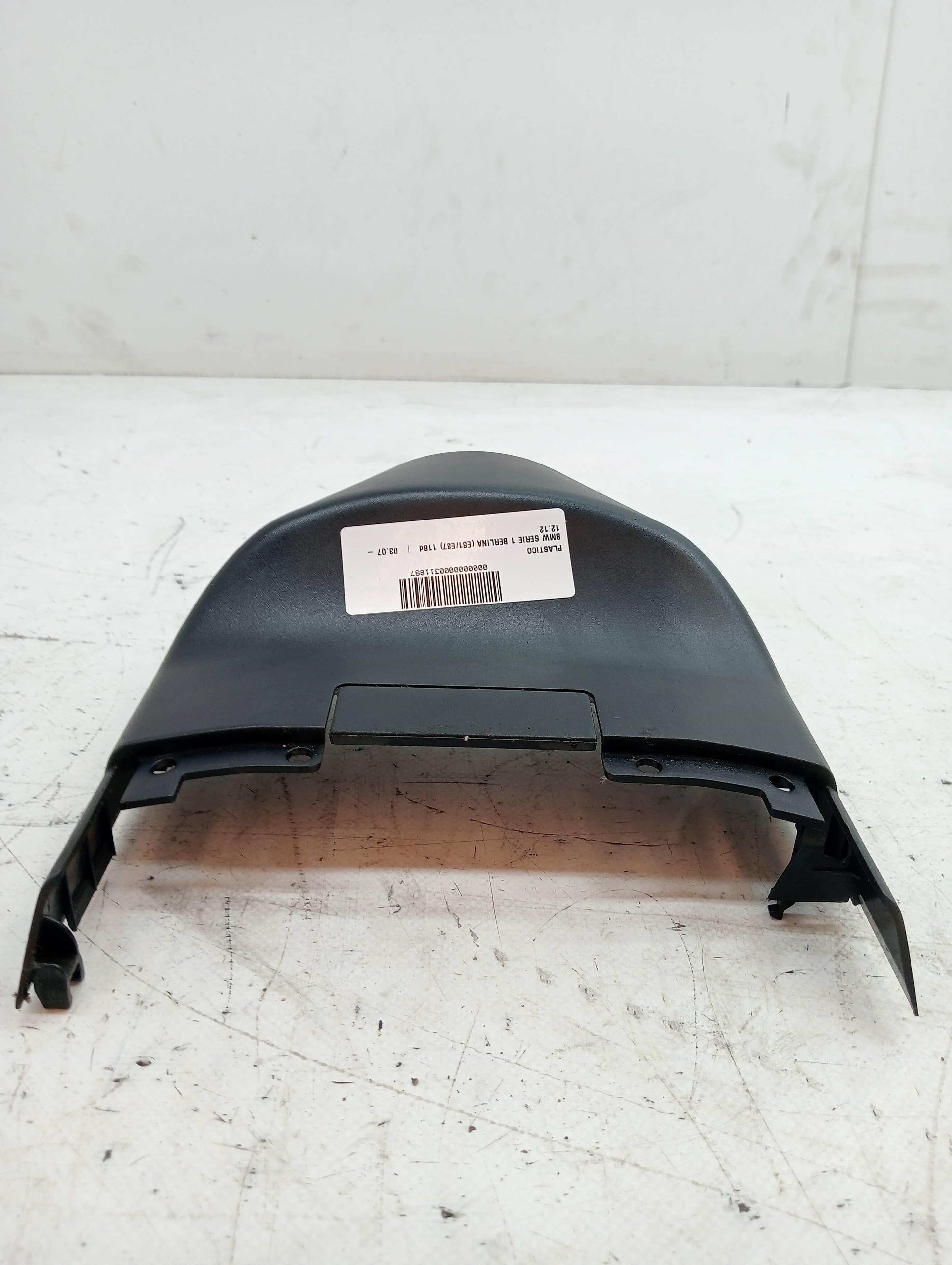 Plastico BMW SERIE 1 BERLINA (E81/E87)