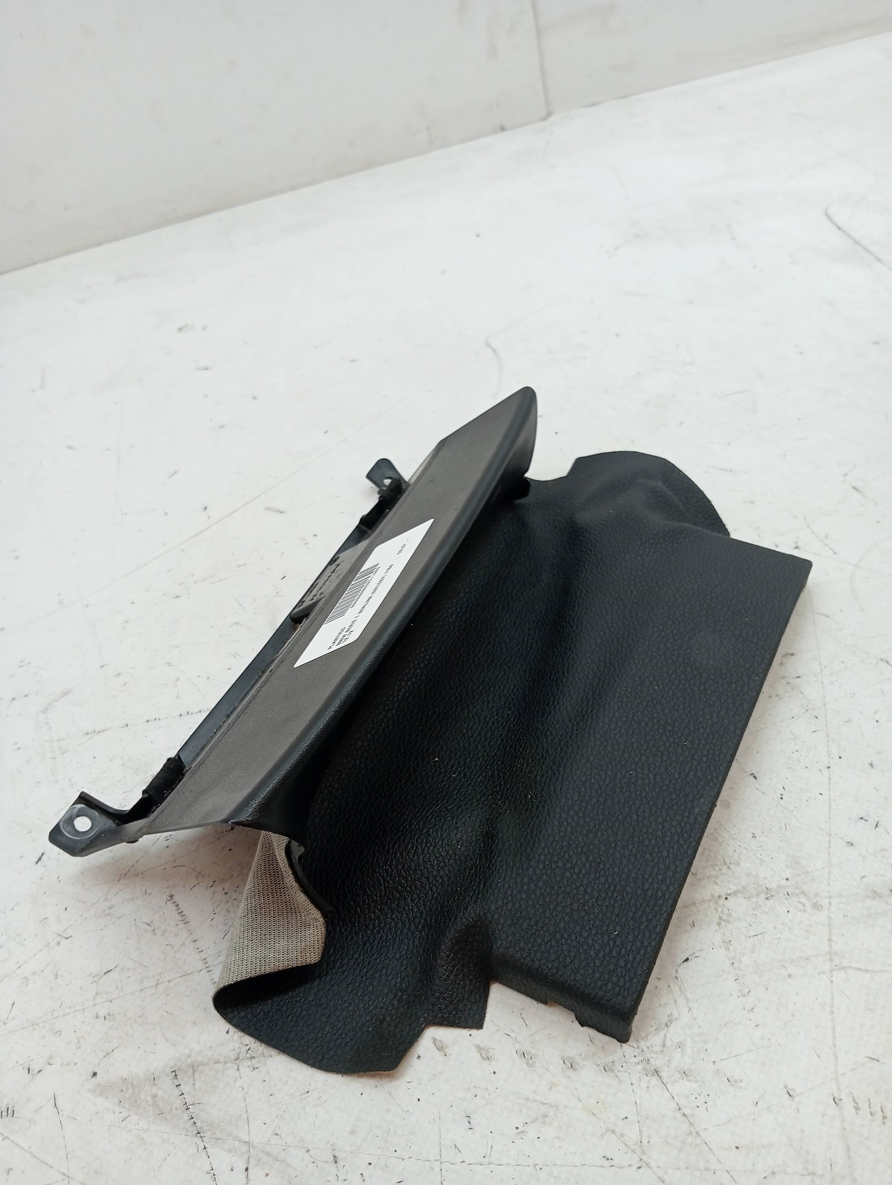 Plastico BMW SERIE 1 BERLINA (E81/E87)