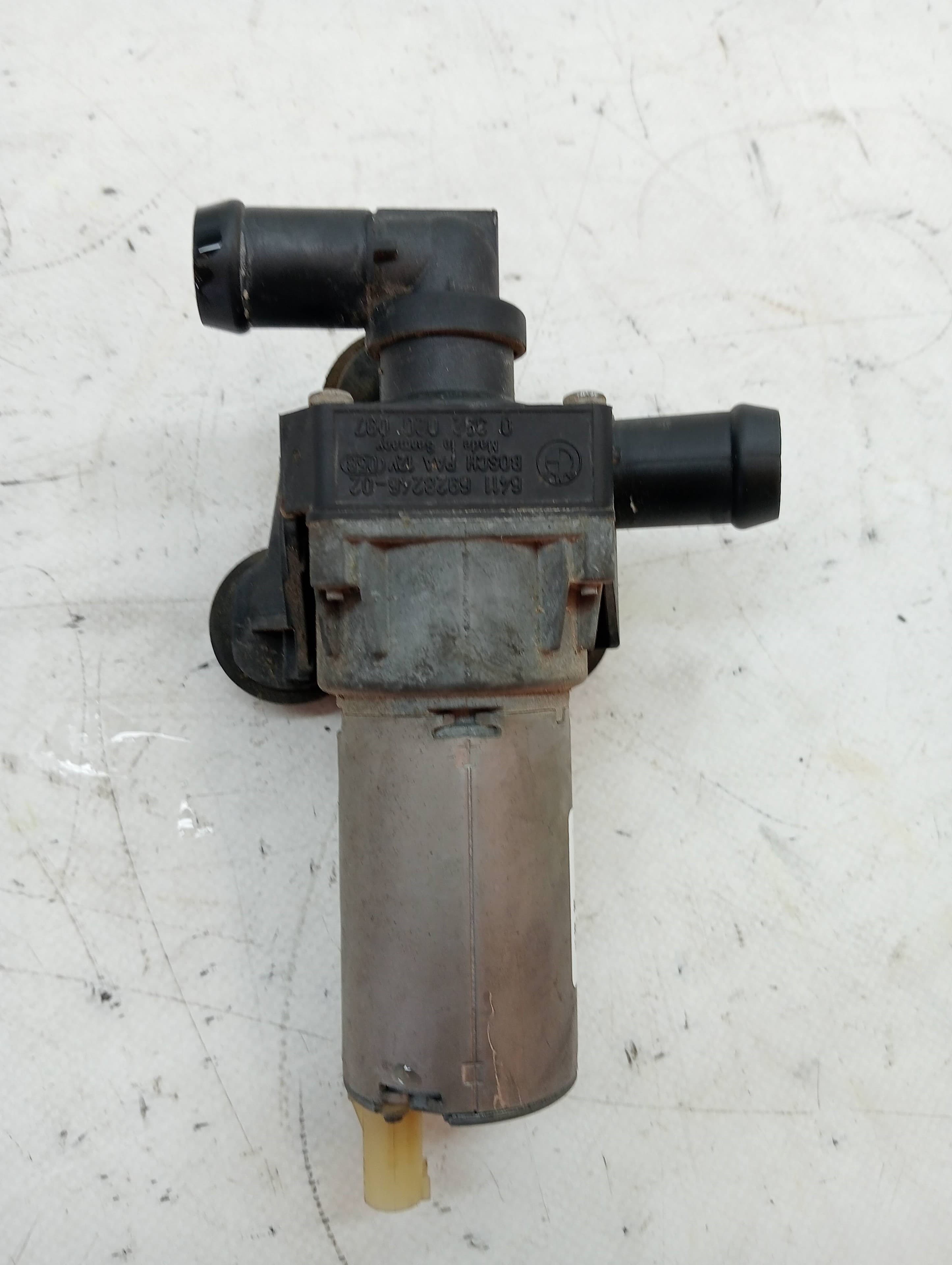 Bomba agua BMW SERIE 1 BERLINA (E81/E87)