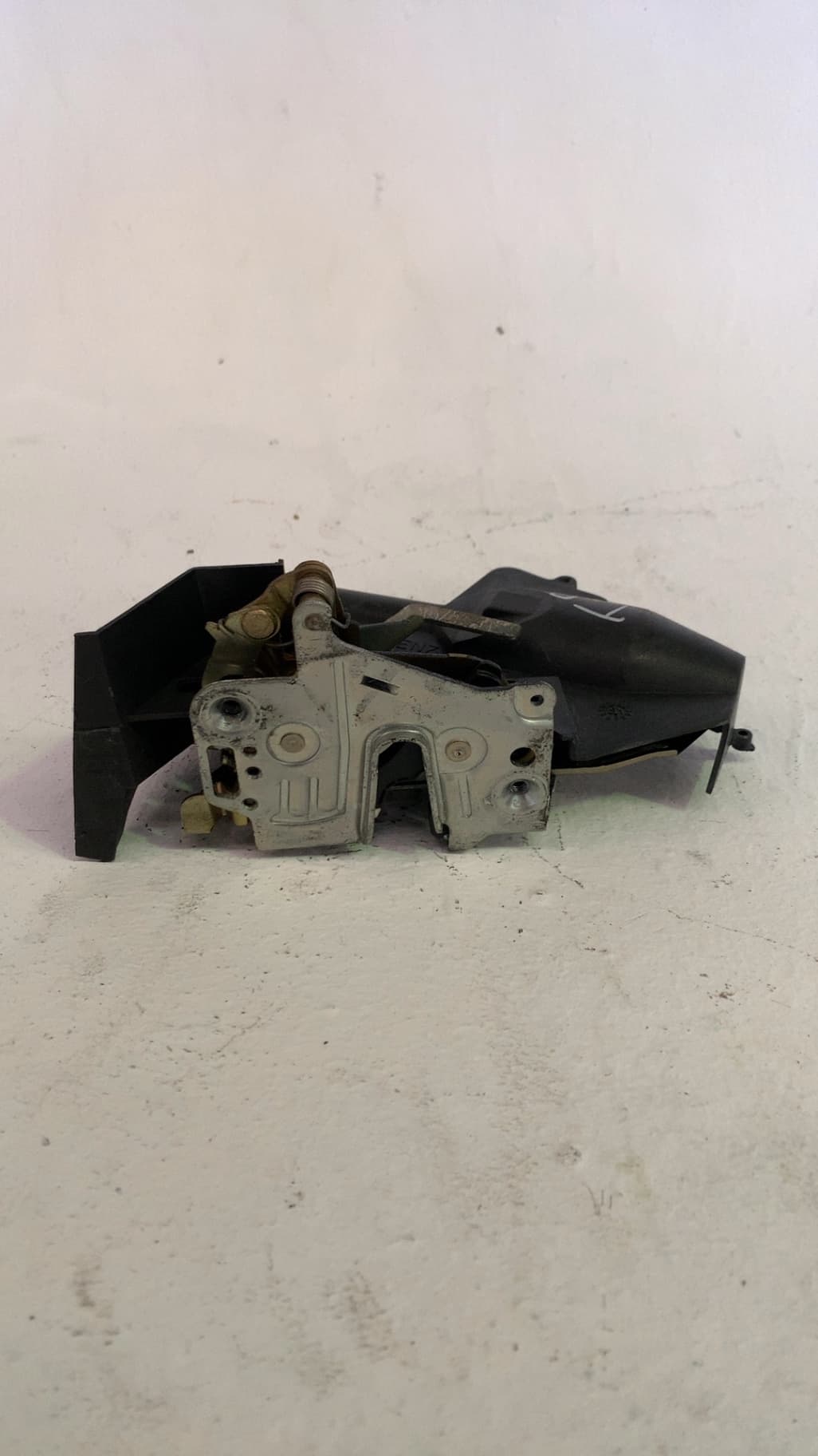 Cerradura puerta trasera derecha MERCEDES-BENZ CLASE E (W210) BERLINA 2