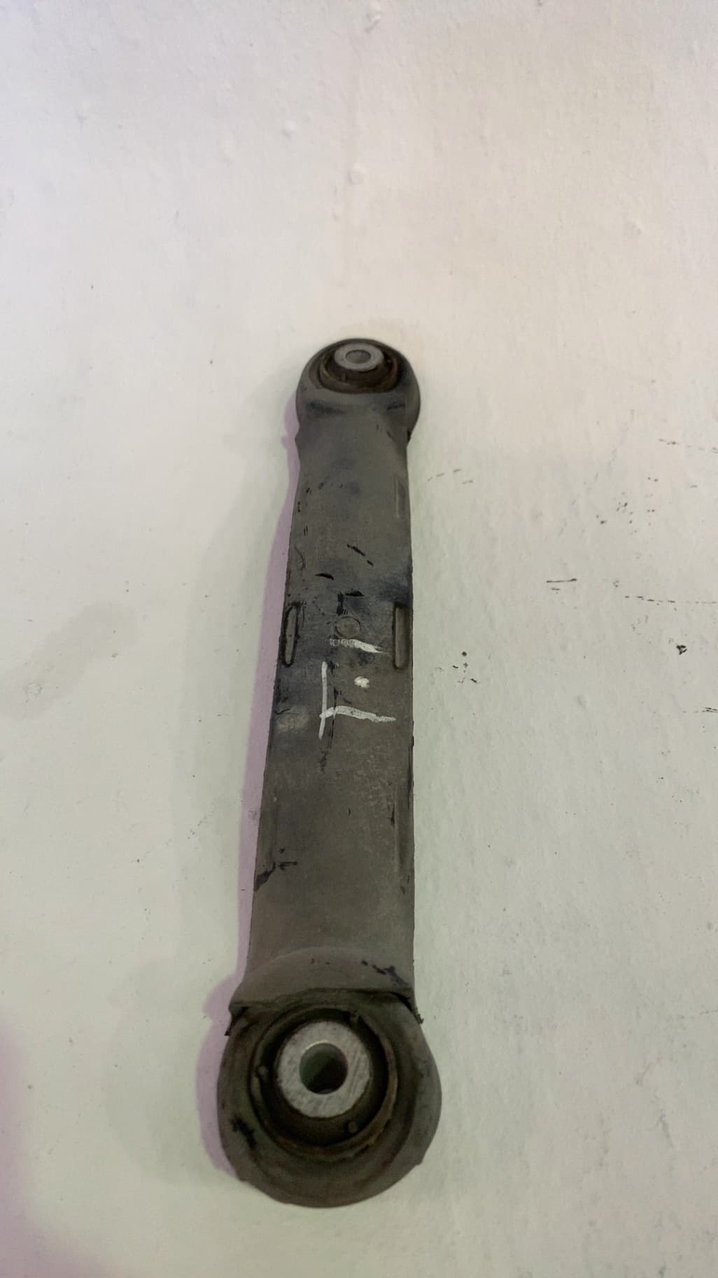 Brazo suspension inferior trasero izquierdo MERCEDES-BENZ CLASE E (W210) BERLINA
