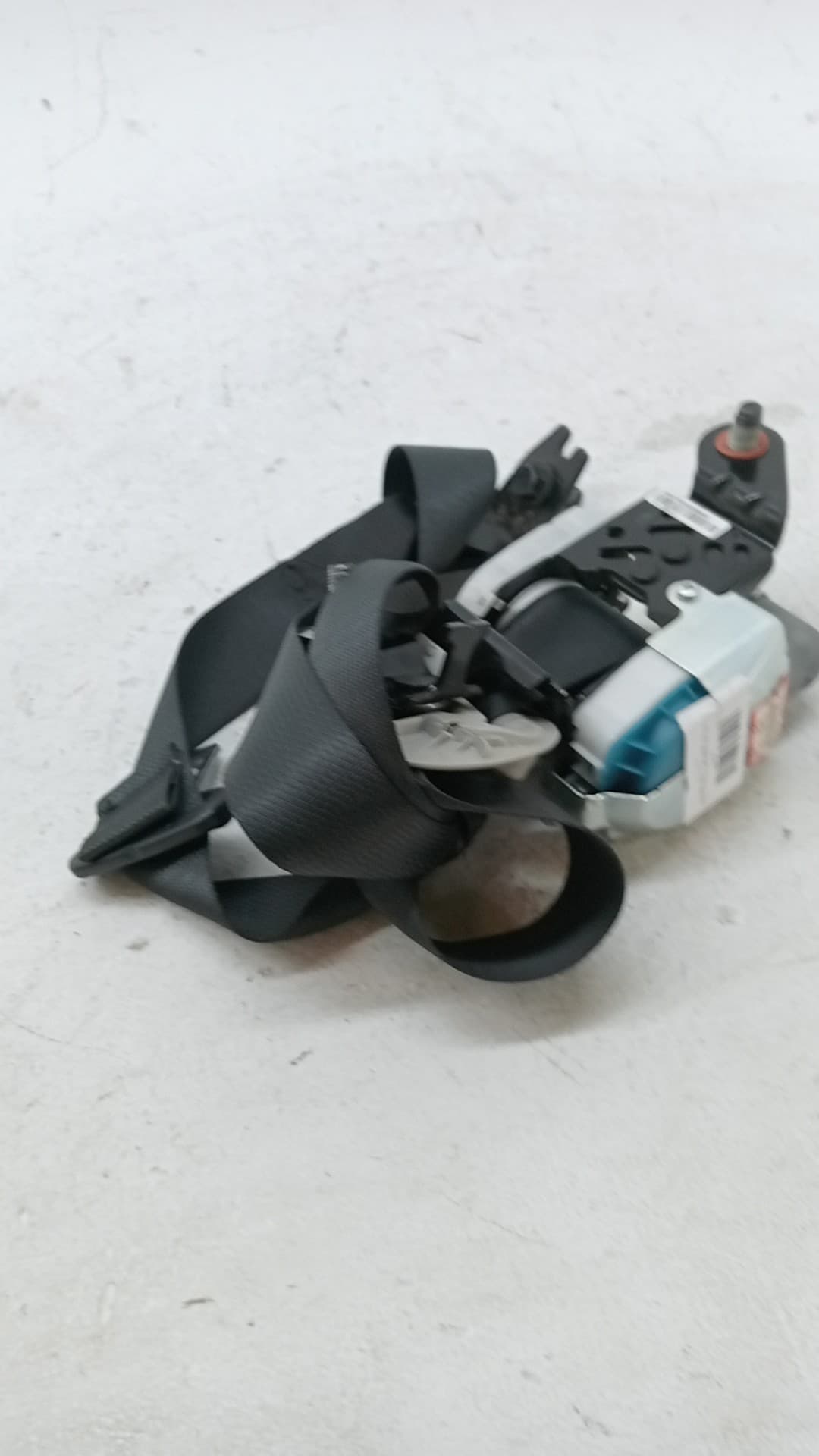 Cinturon seguridad trasero izquierdo KIA RIO