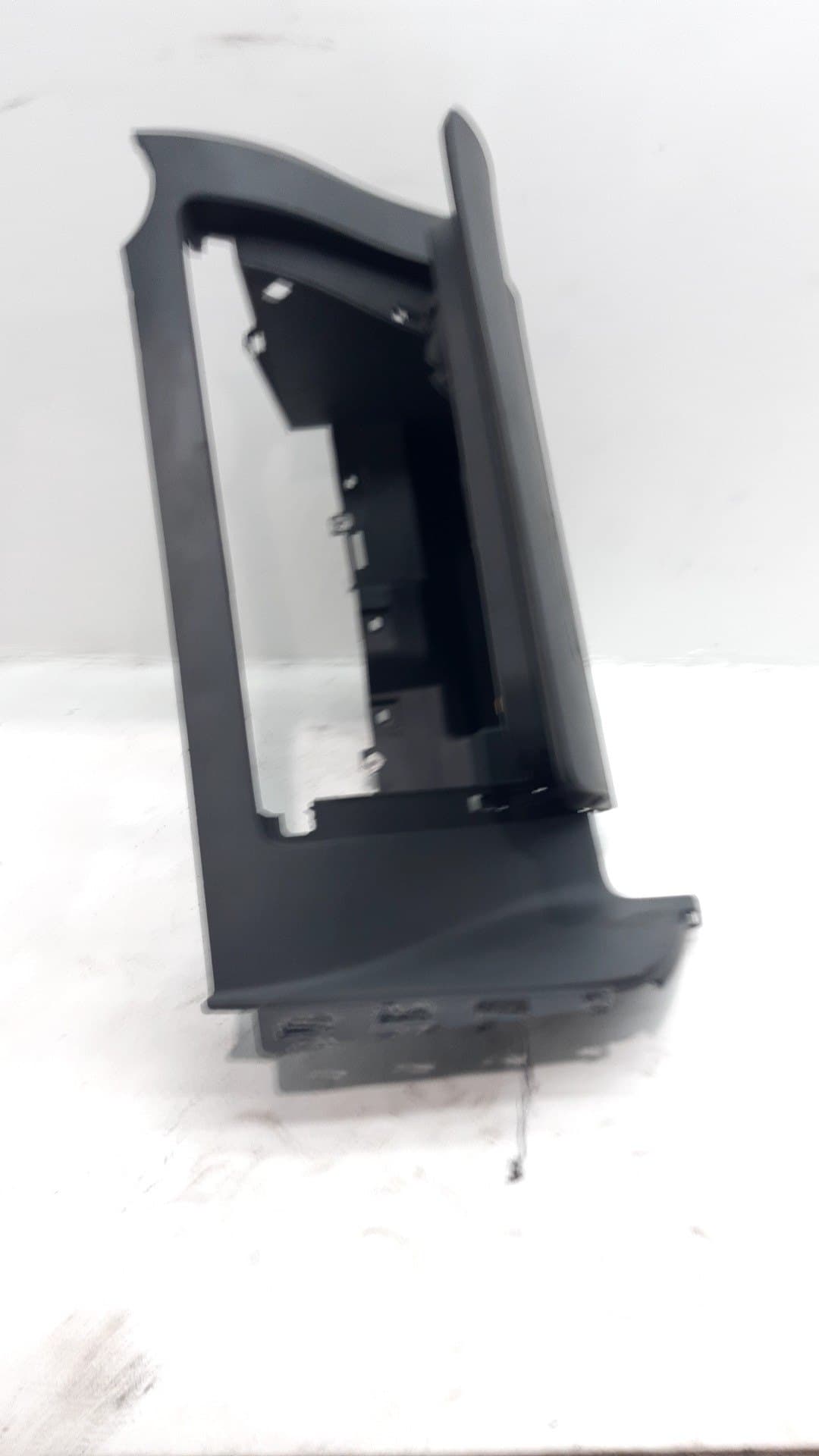 Guantera SEAT IBIZA (6L1) 2