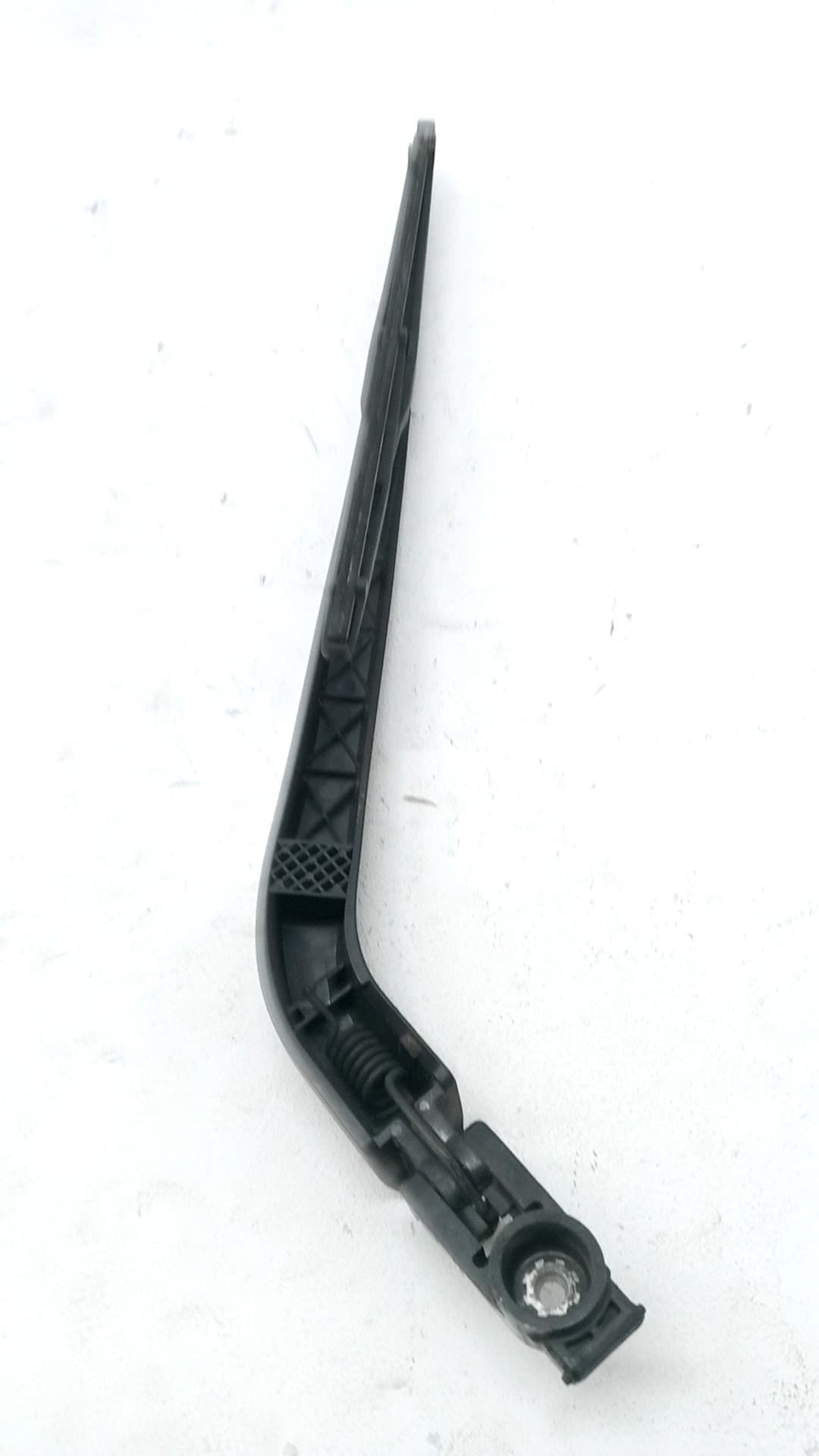 Brazo limpia trasero TOYOTA AURIS 2