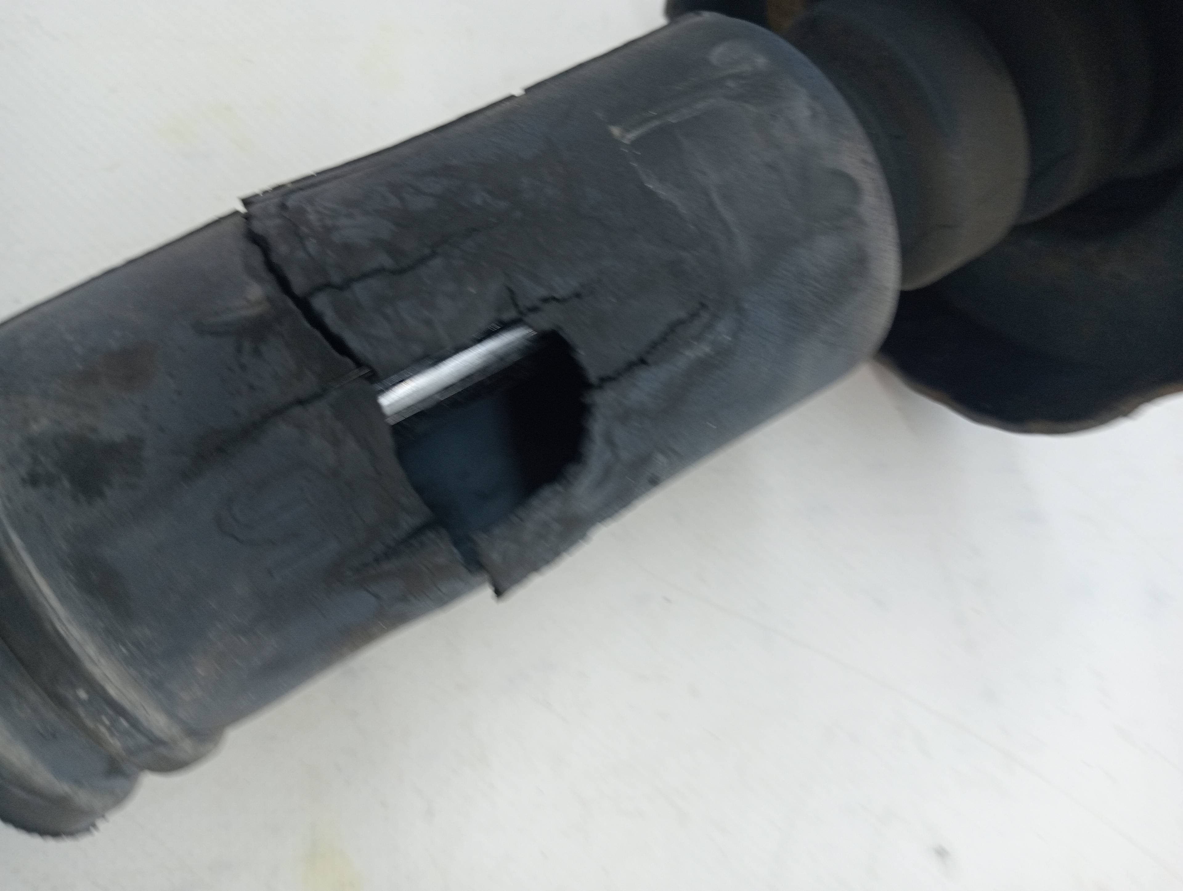 Amortiguador trasero derecho MITSUBISHI OUTLANDER (CW0) 2