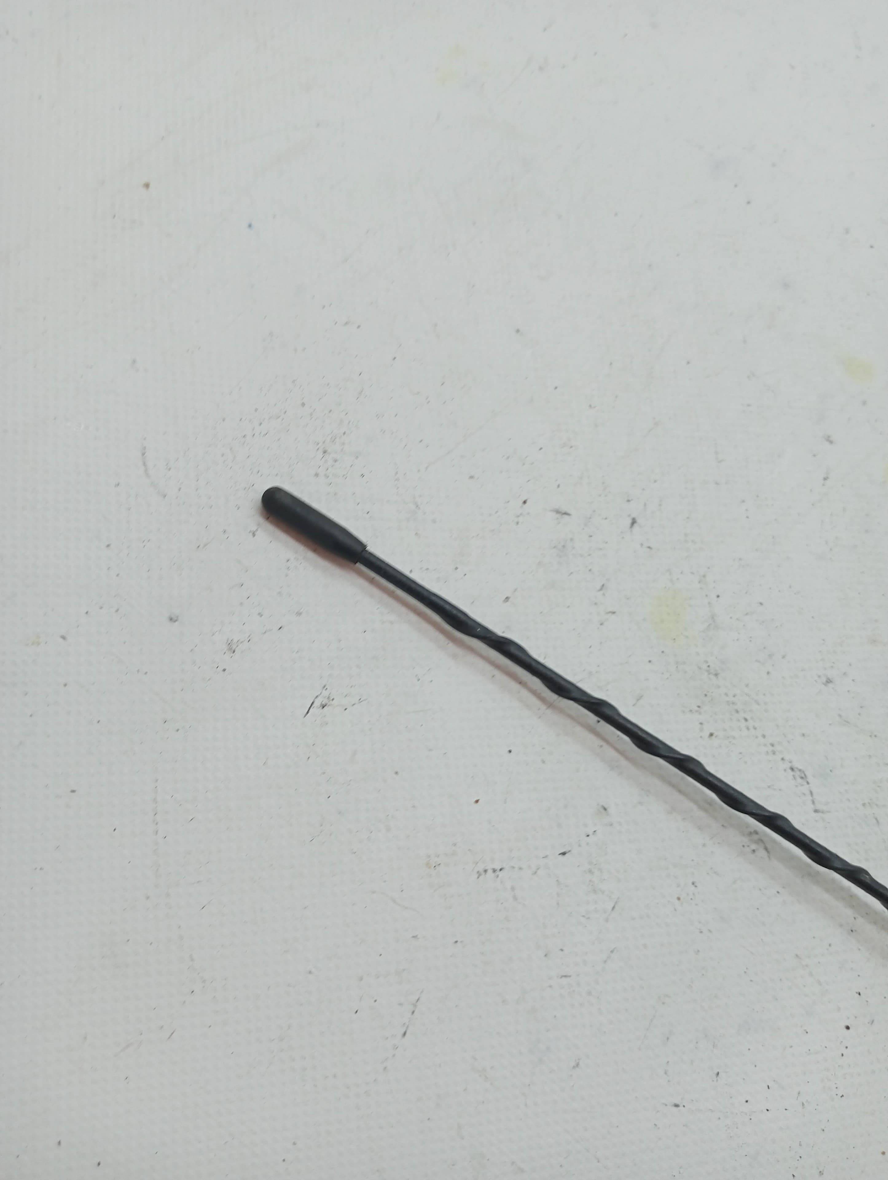 Antena MITSUBISHI OUTLANDER (CW0) 2