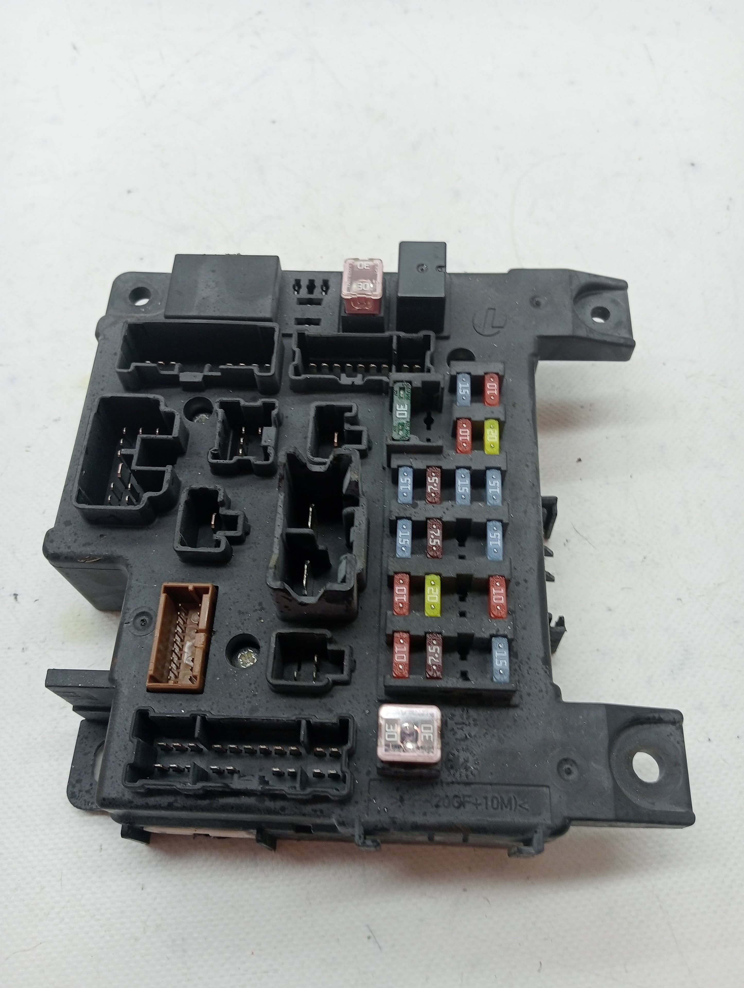 Caja precalentamiento MITSUBISHI OUTLANDER (CW0) 3