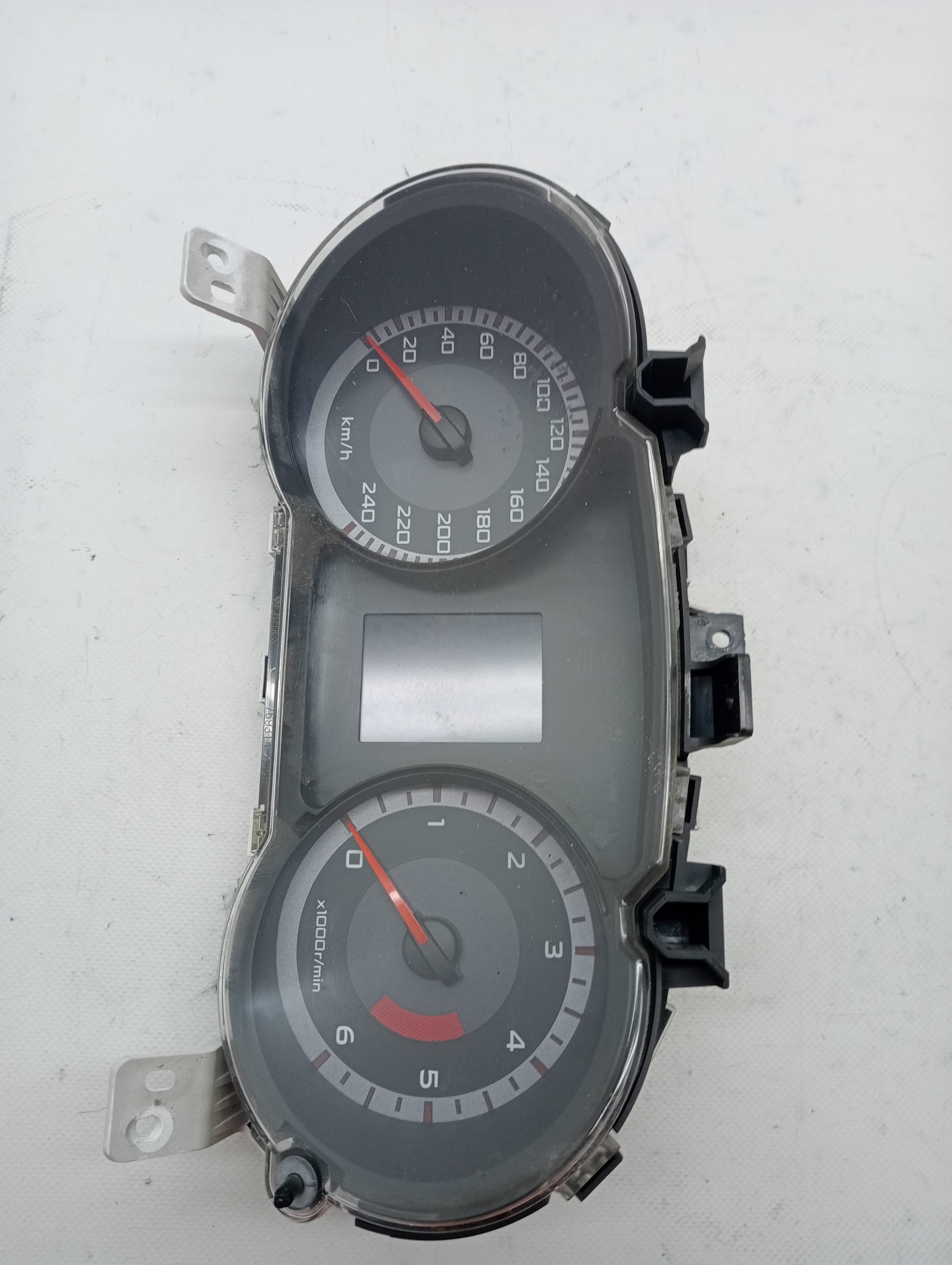 Cuadro instrumentos MITSUBISHI OUTLANDER (CW0) 3