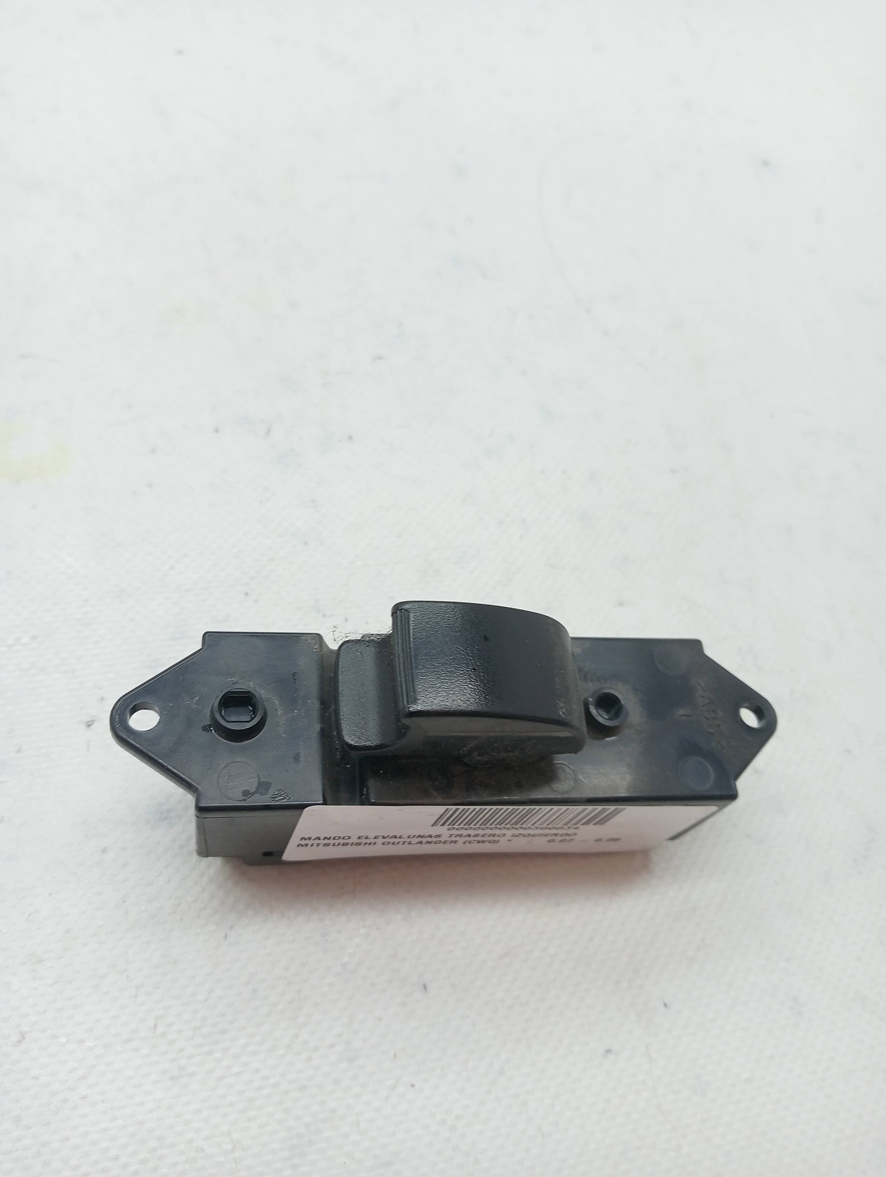 Mando elevalunas trasero izquierdo MITSUBISHI OUTLANDER (CW0)