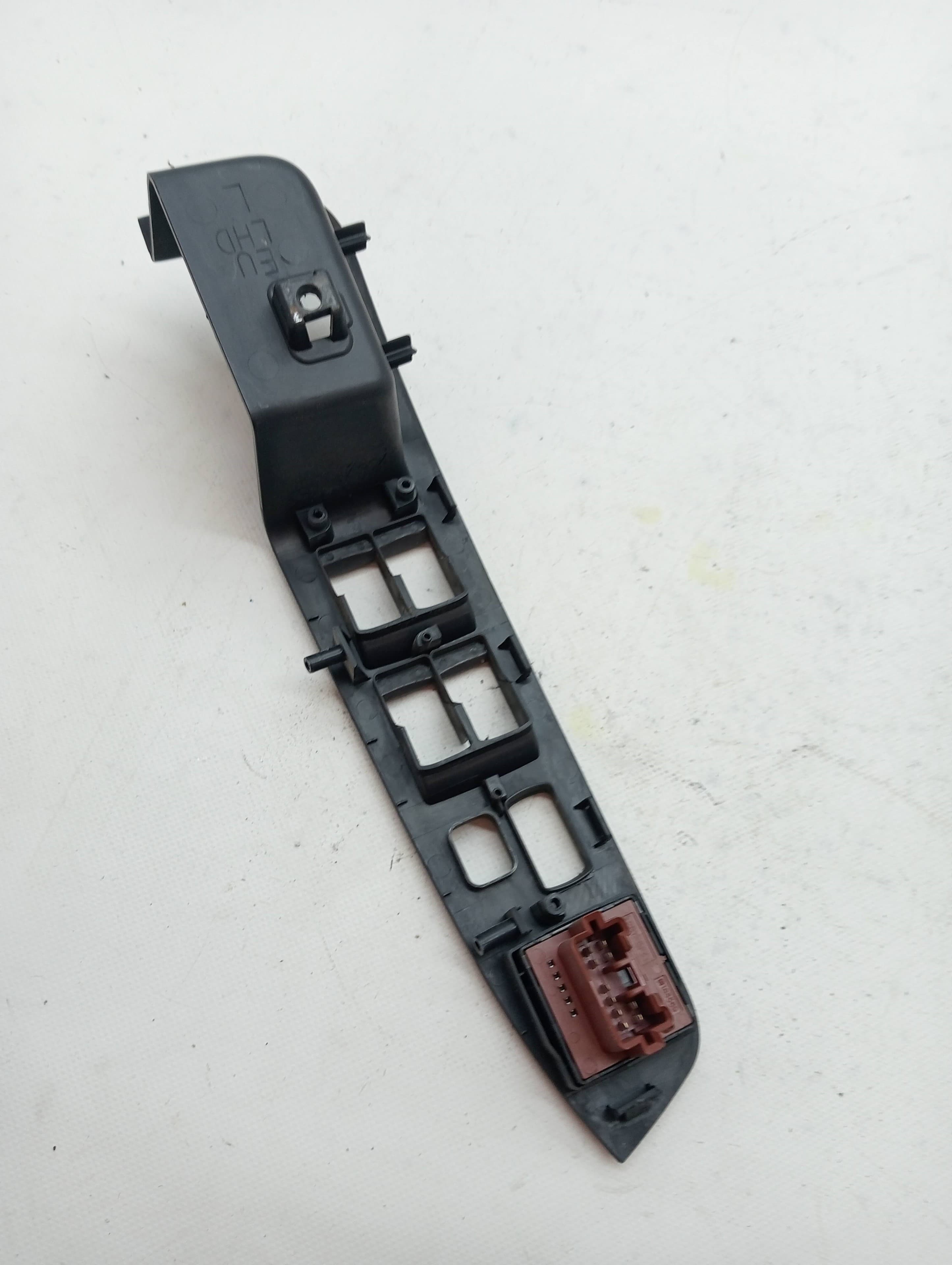 Mando retrovisor MITSUBISHI OUTLANDER (CW0) 3
