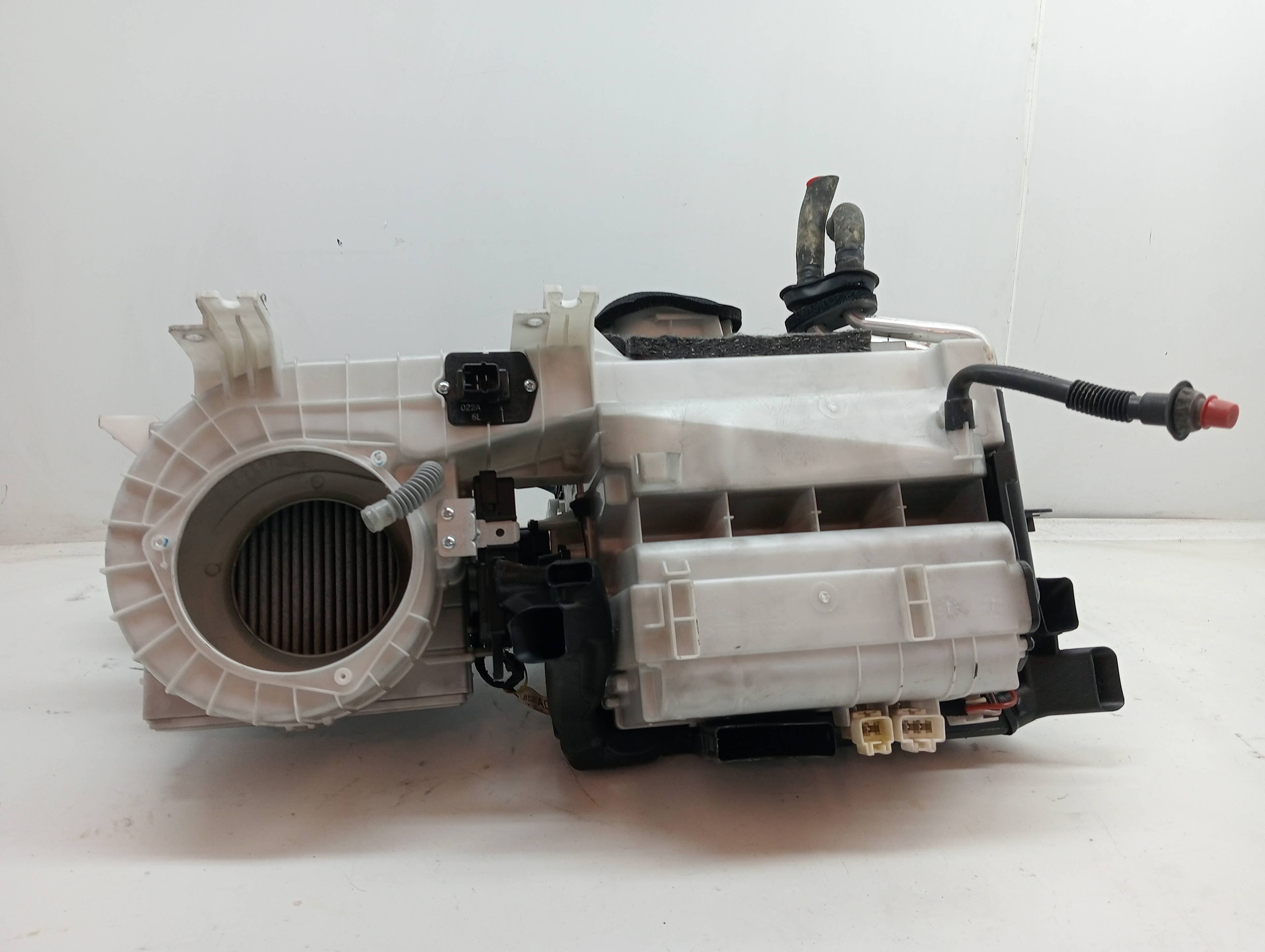 Mueble interior calefaccion MITSUBISHI OUTLANDER (CW0) 4
